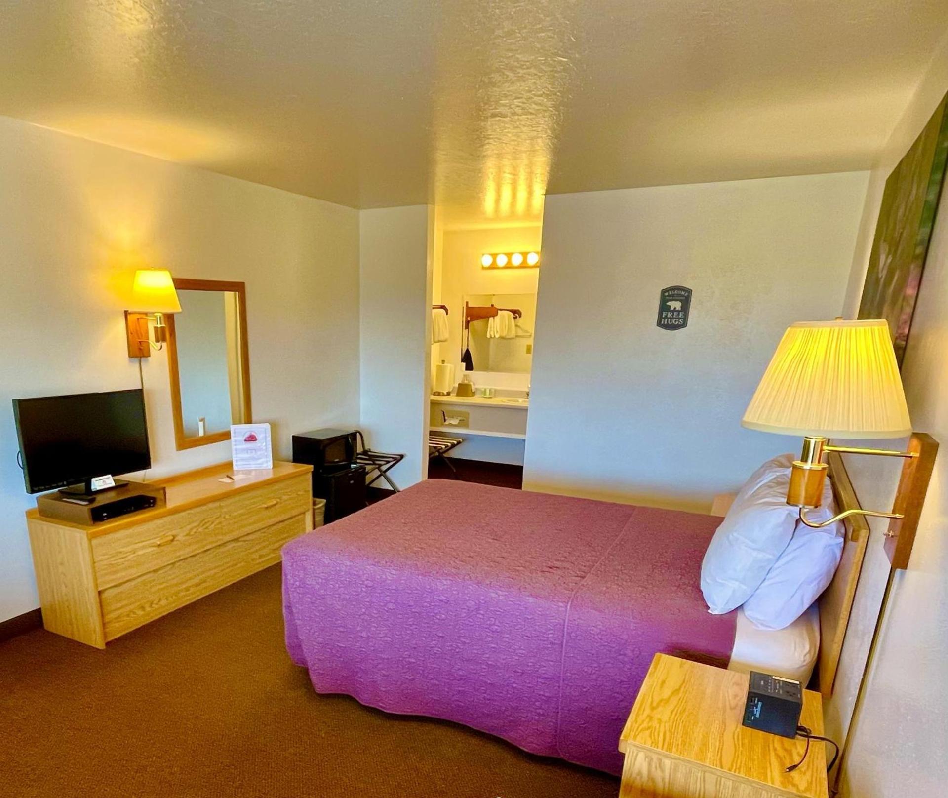 Red Bear Inn photo 35