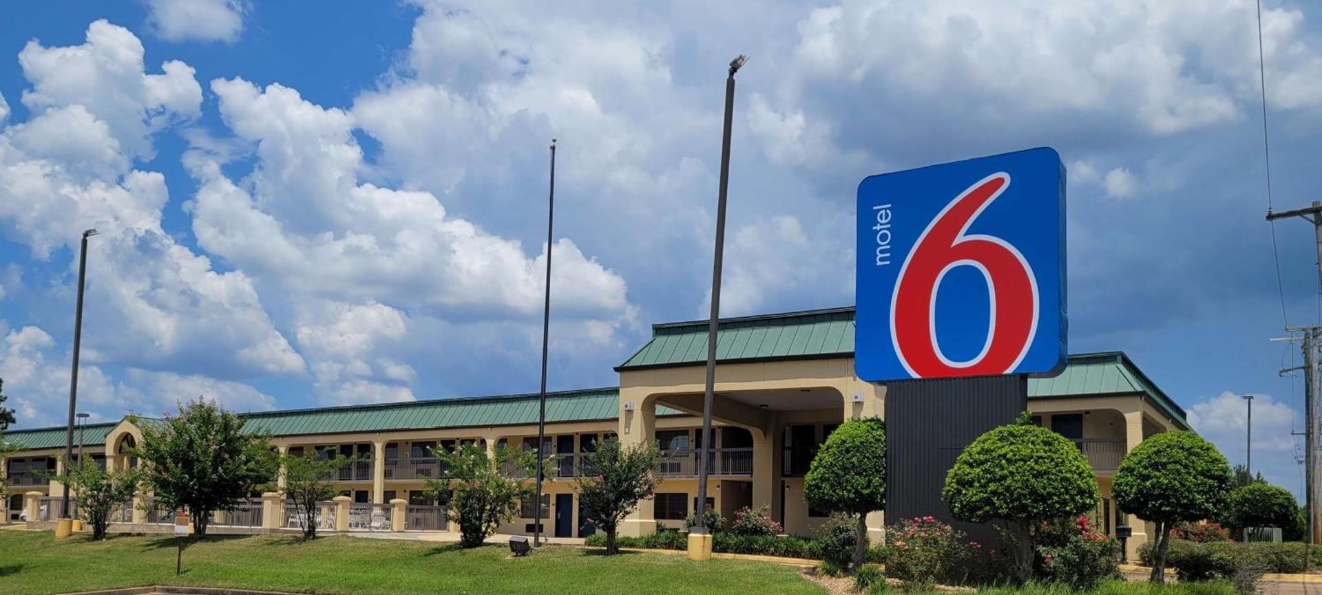 Motel 6 Jackson MS Southwest — hotel in Jackson