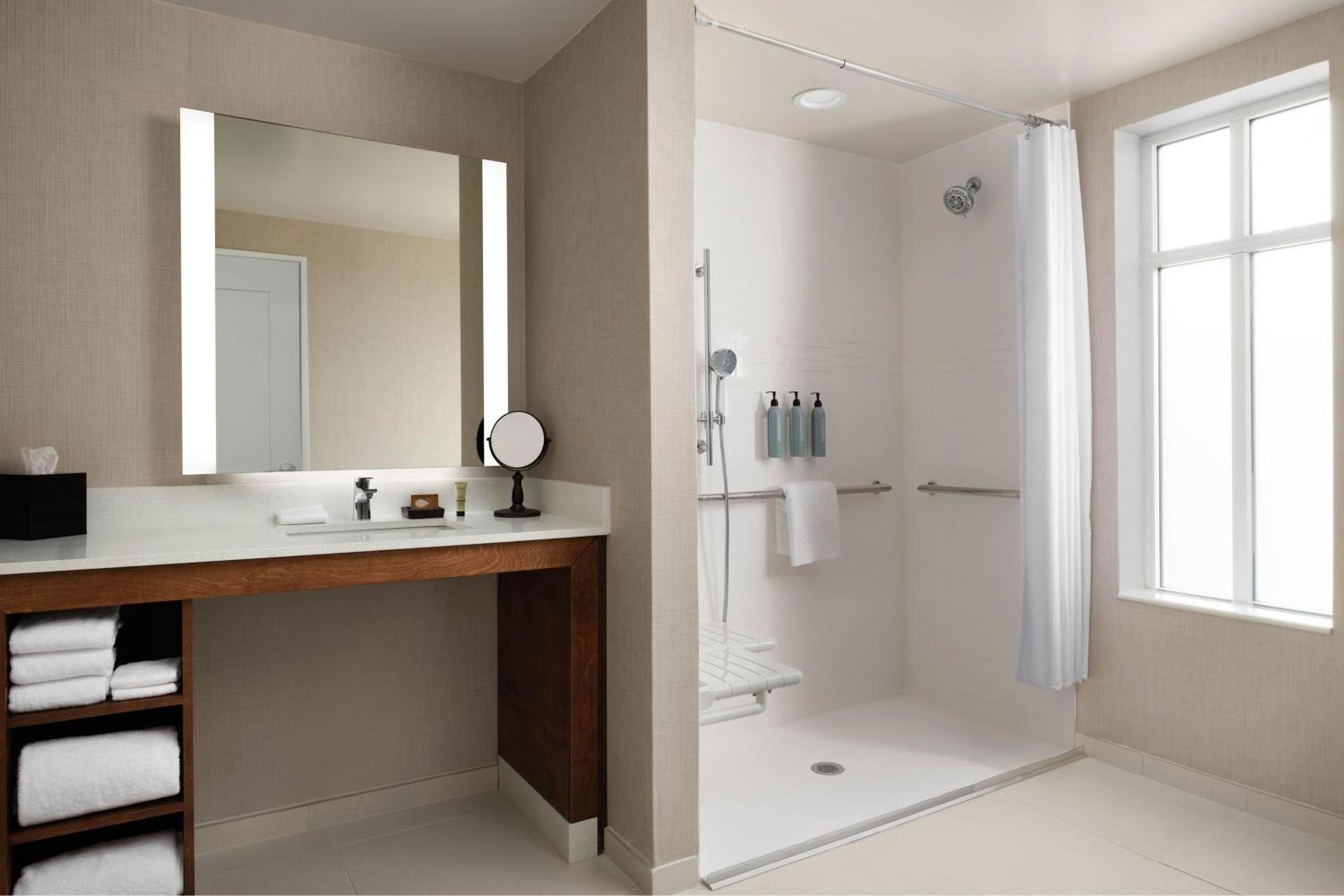 Inn at Bellefield Residence Inn by Marriott photo 38