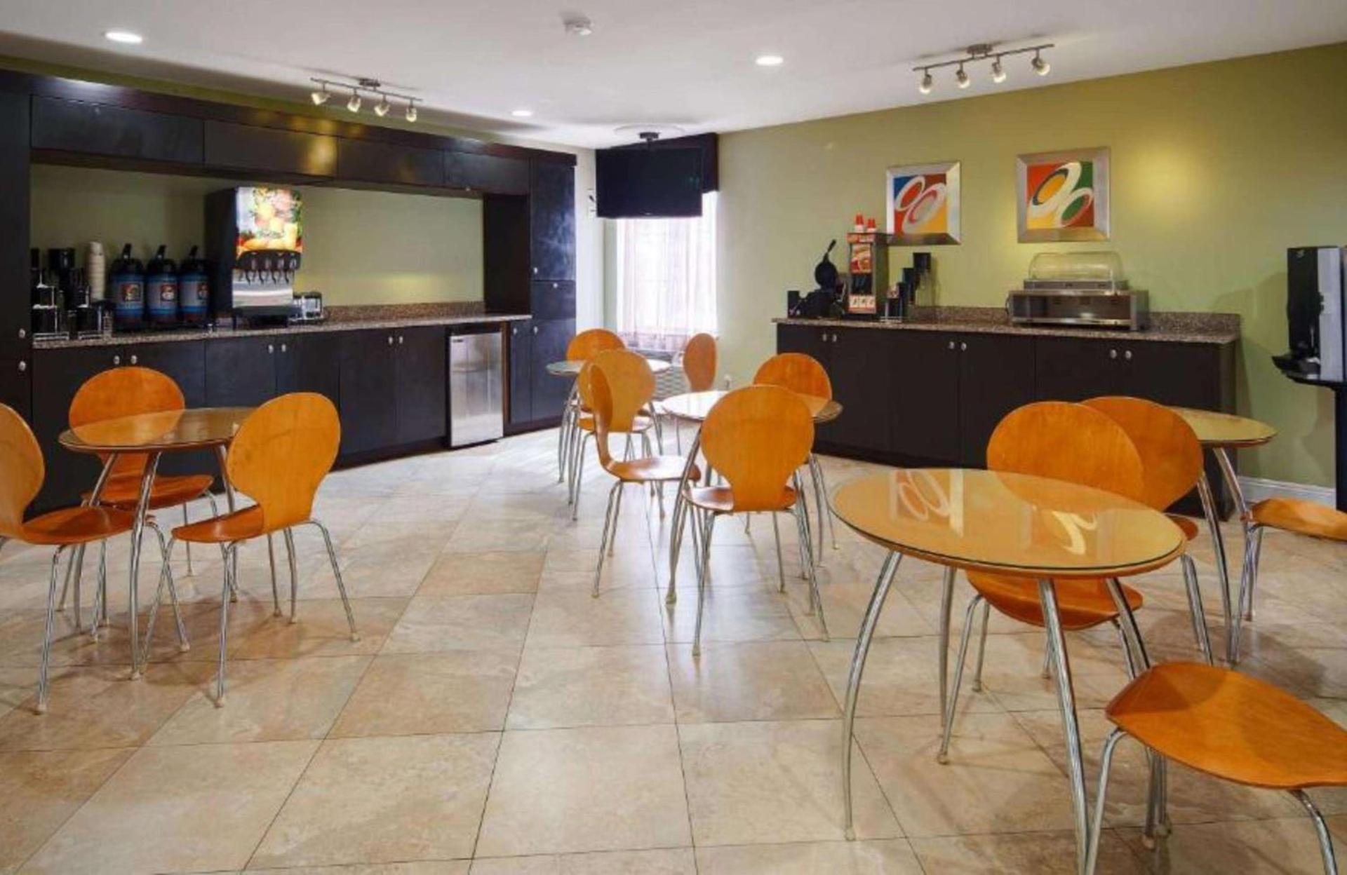 Best Western Zachary Inn photo 24