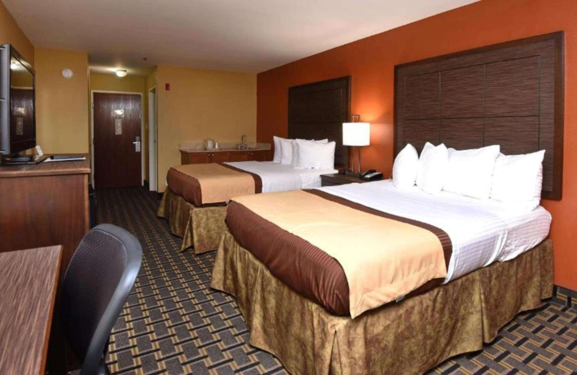 Best Western Zachary Inn photo 3