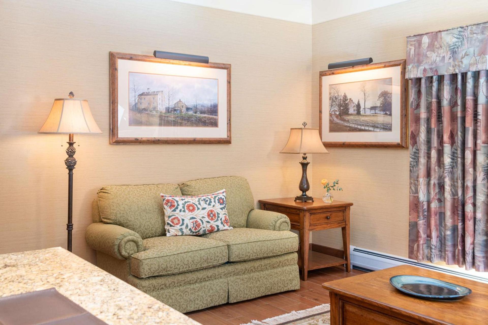 Best Western Plus Waterbury - Stowe photo 24
