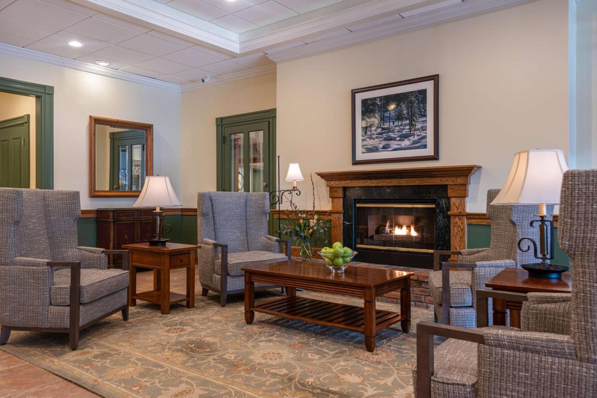 Best Western Plus Waterbury - Stowe photo 3