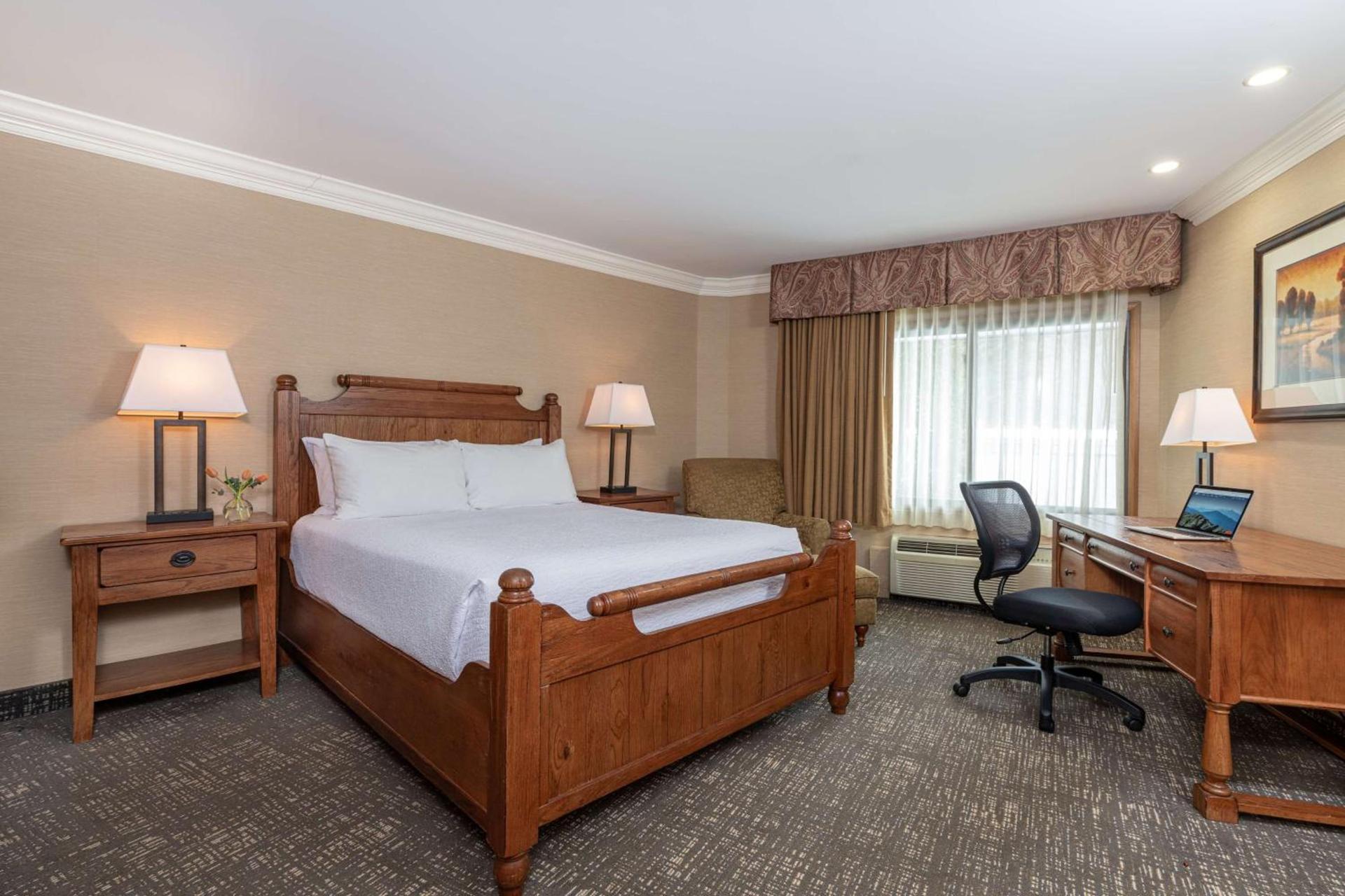 Best Western Plus Waterbury - Stowe photo 12