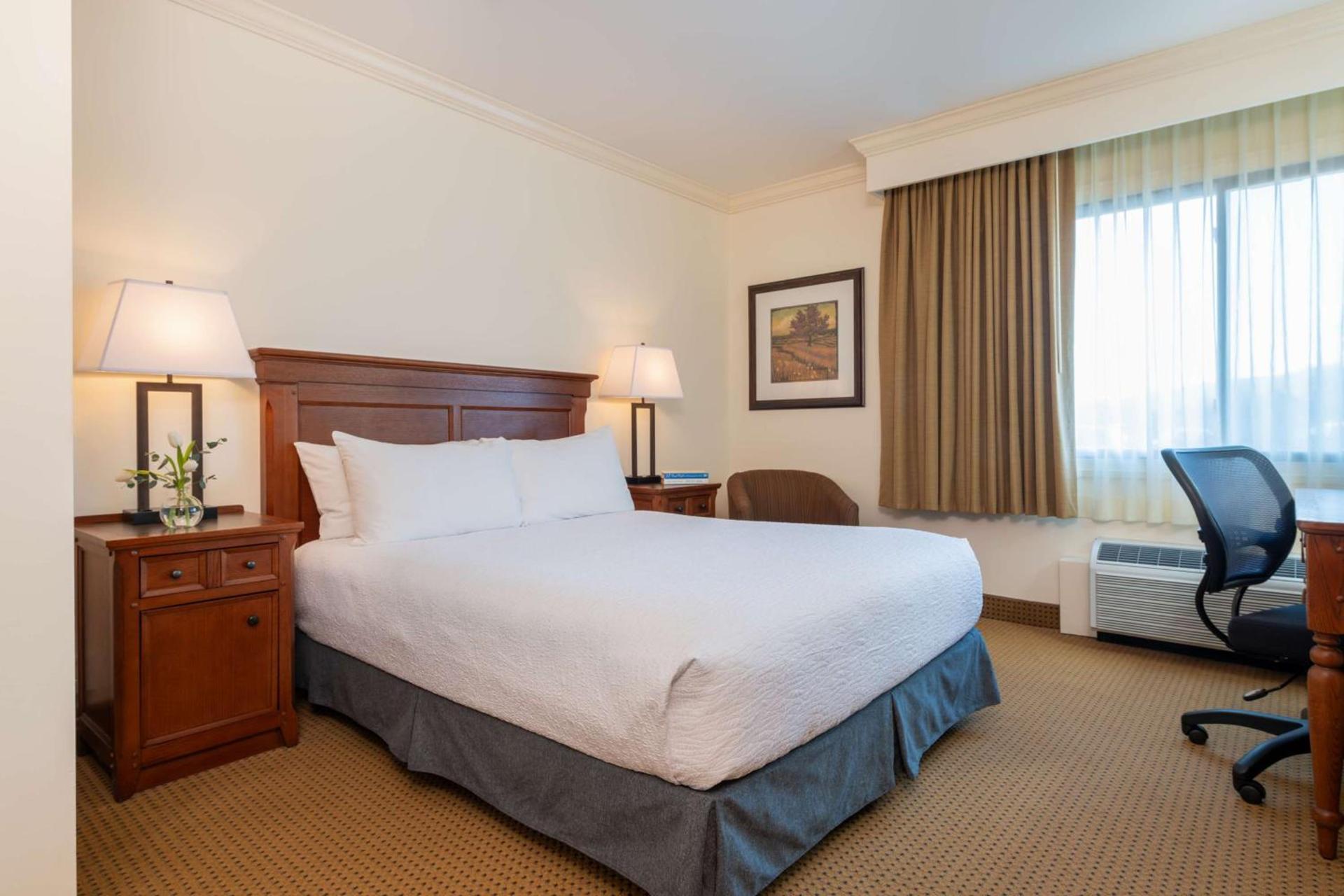 Best Western Plus Waterbury - Stowe photo 20