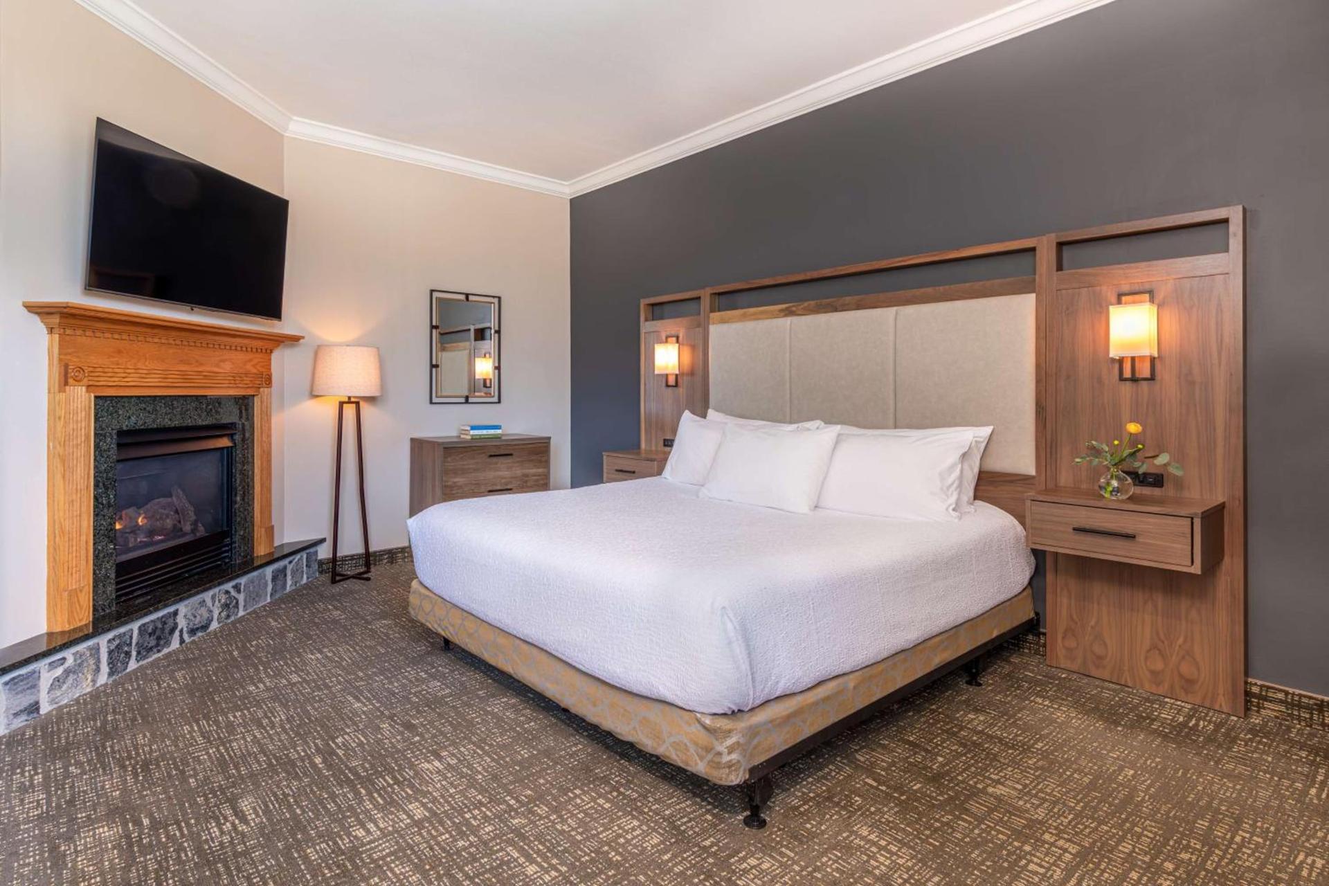 Best Western Plus Waterbury - Stowe photo 28