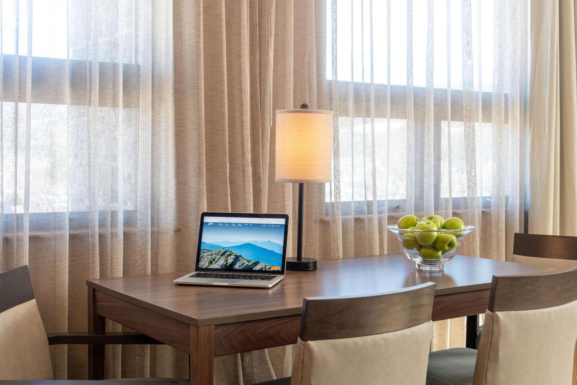 Best Western Plus Waterbury - Stowe photo 31