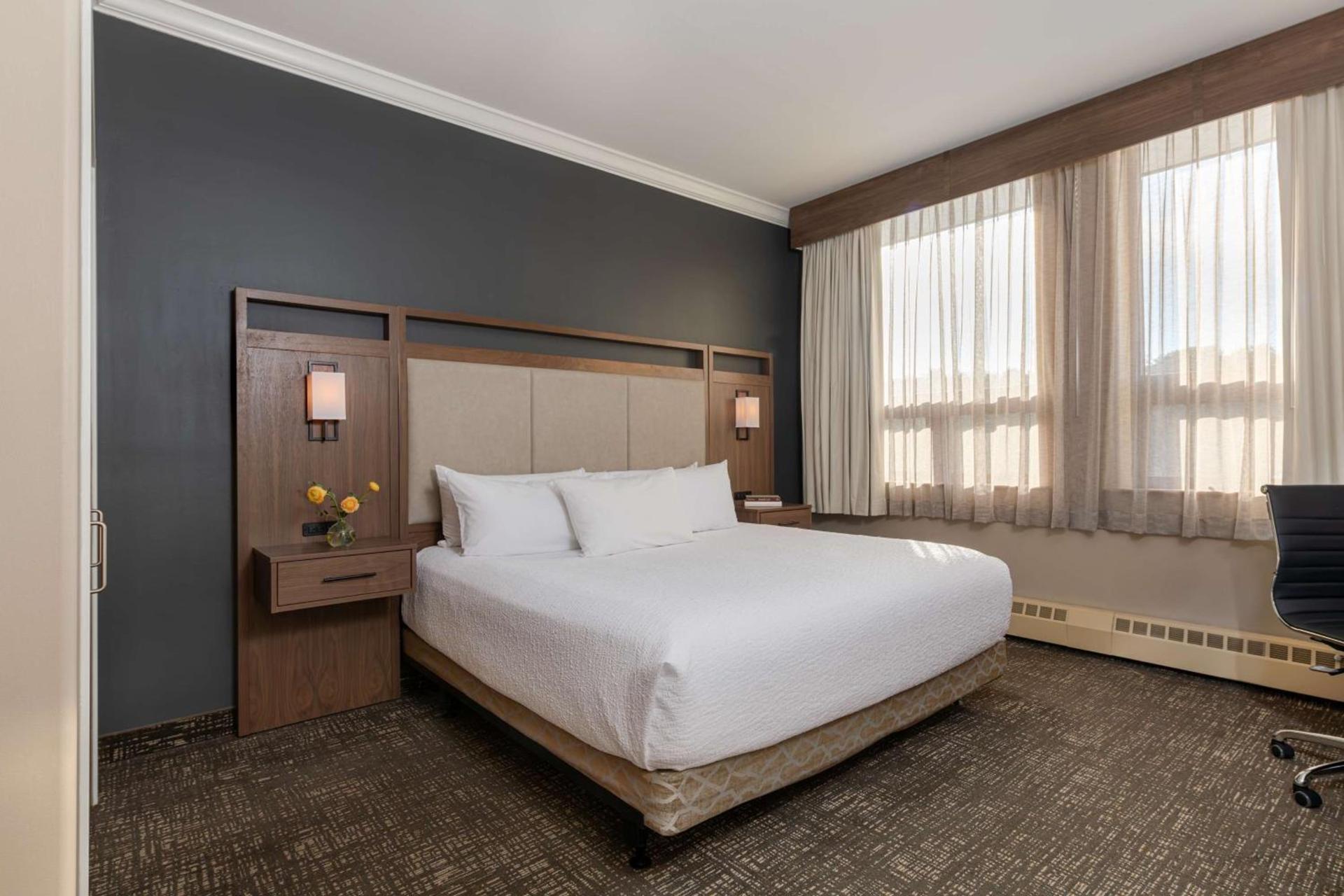Best Western Plus Waterbury - Stowe photo 32