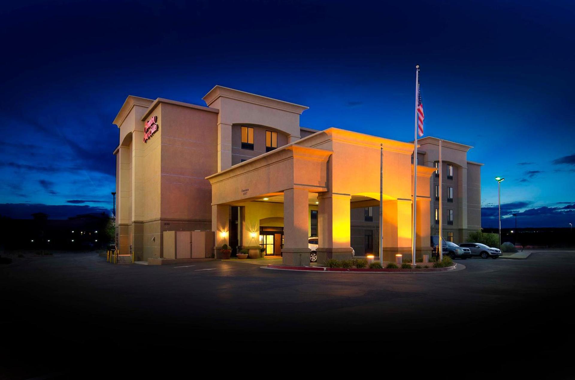Hampton Inn & Suites Gallup photo 1