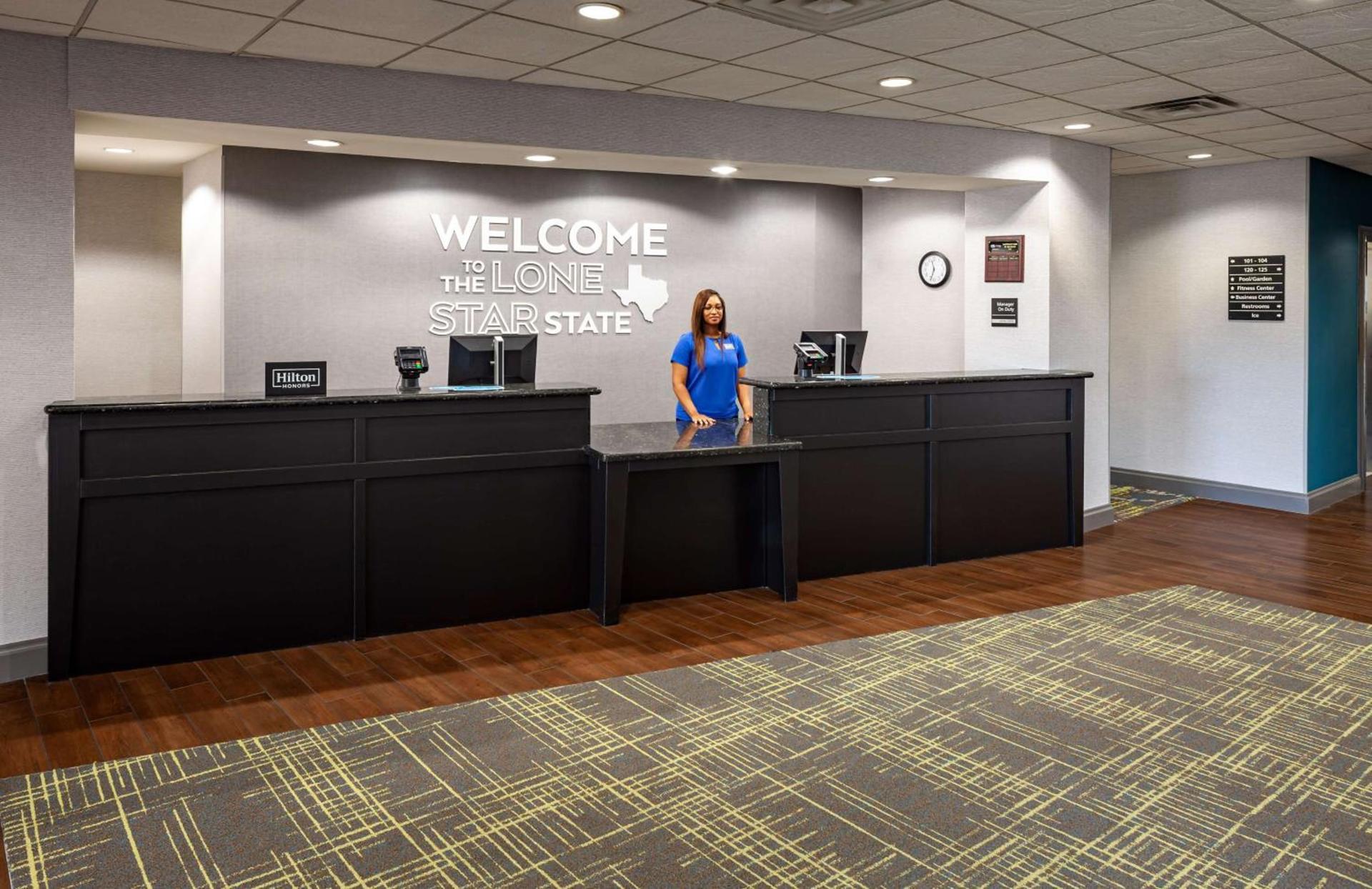 Hampton Inn & Suites Texarkana photo 6