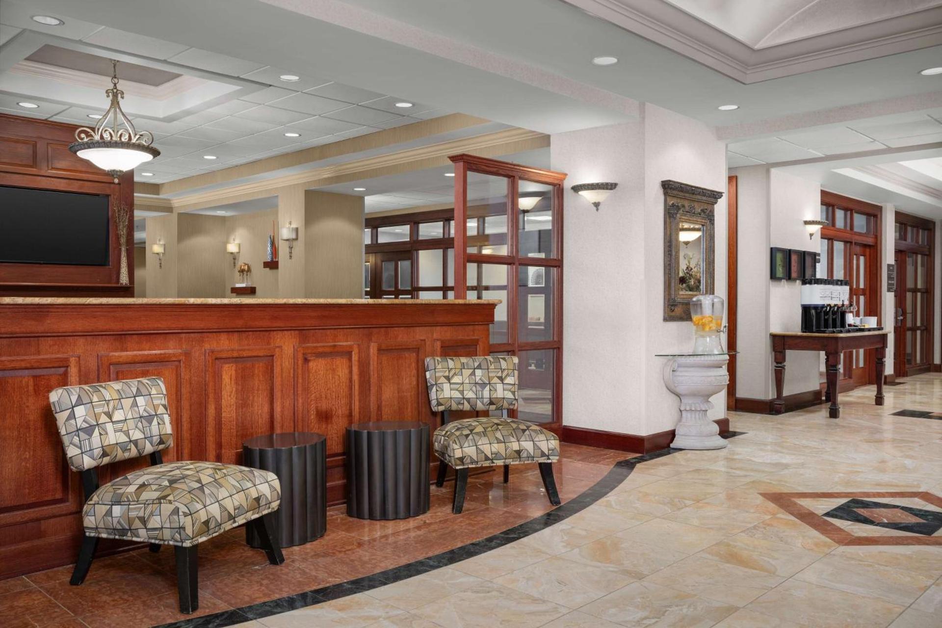 Hampton Inn Easton photo 3