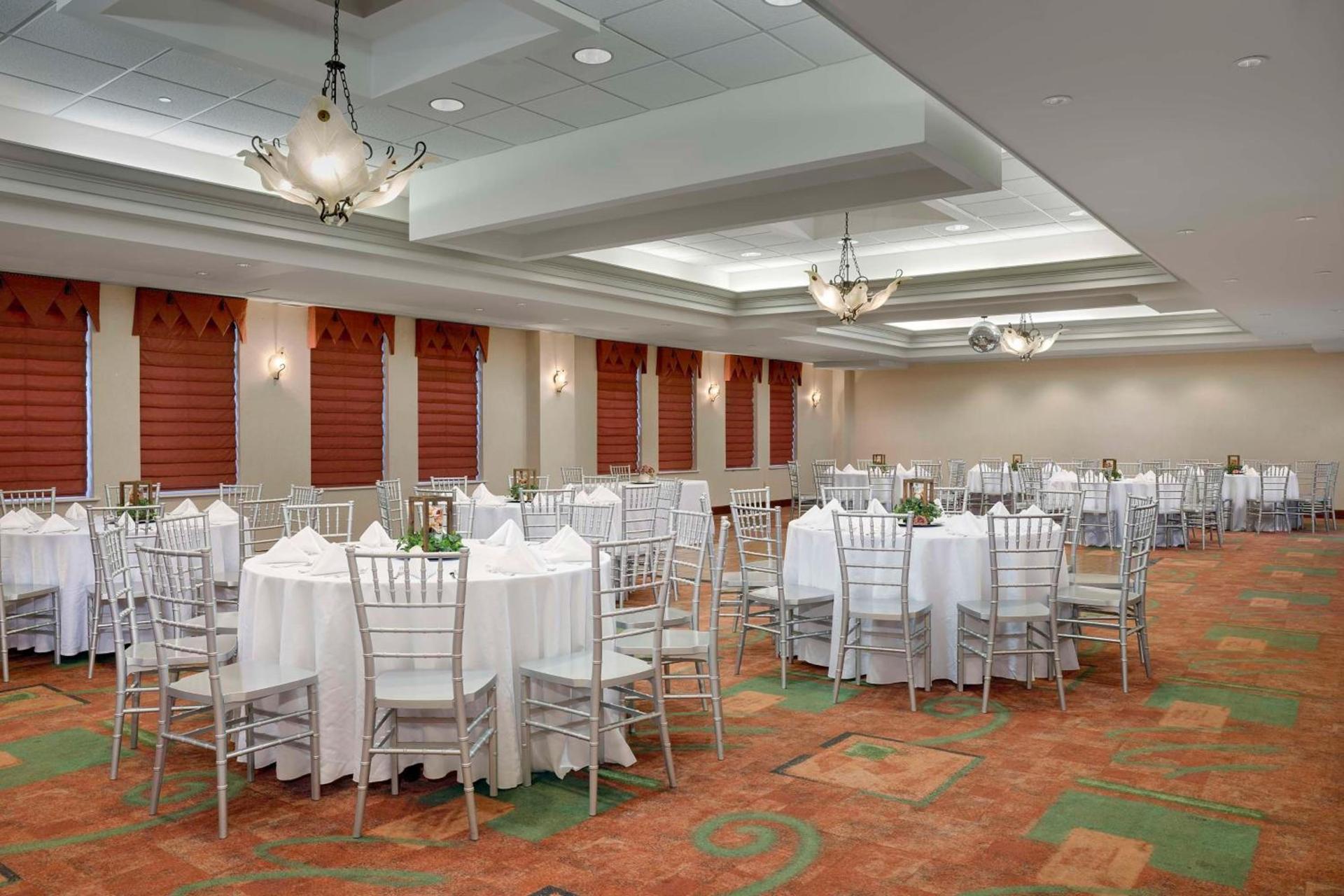 Hampton Inn Easton photo 34