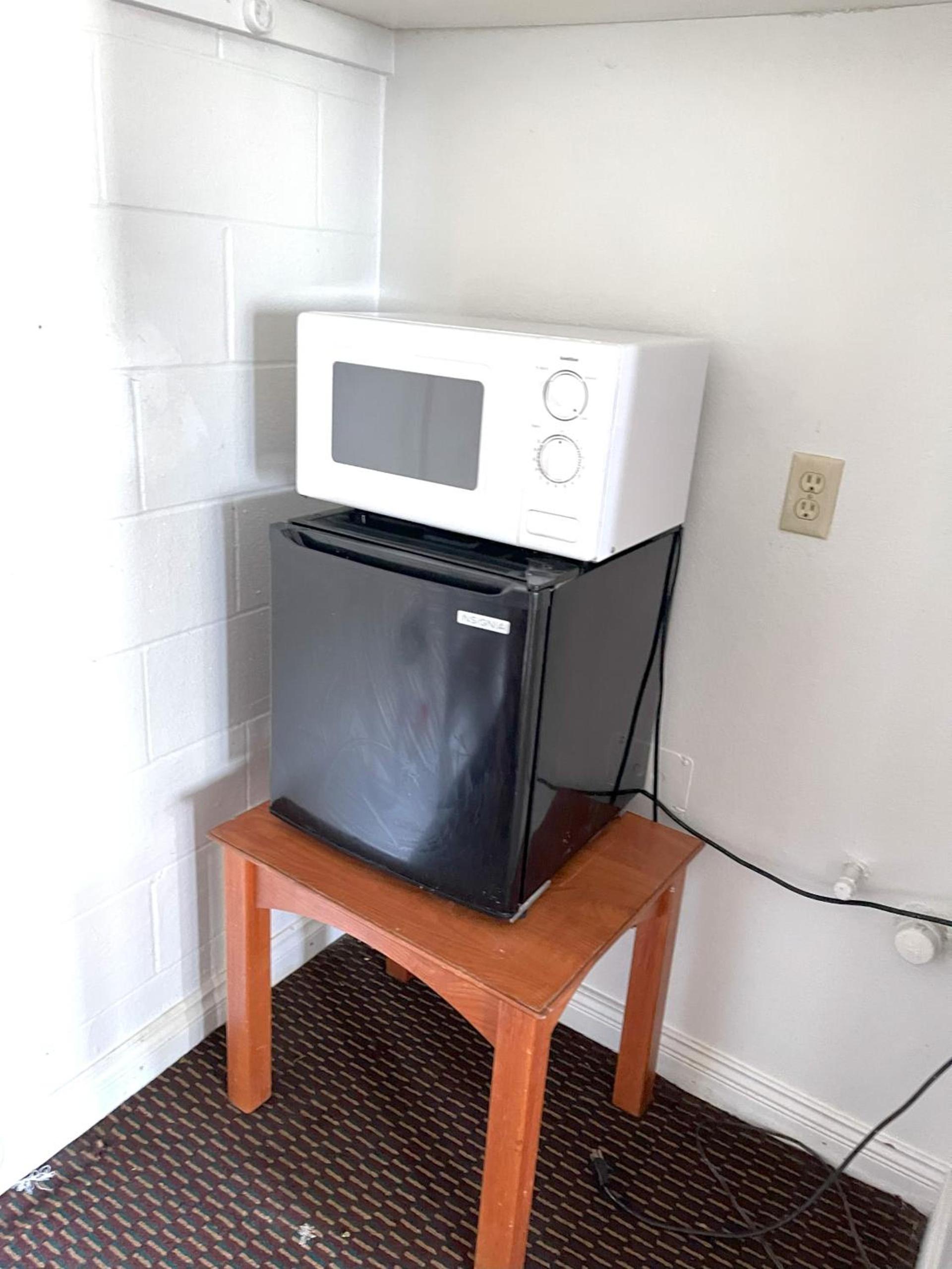 Royal A Motel photo 41