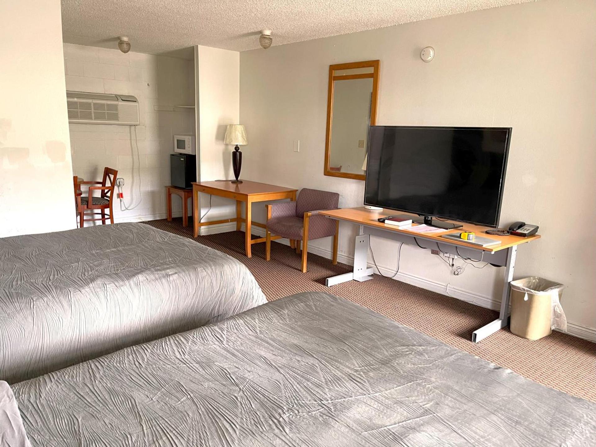 Royal A Motel photo 44