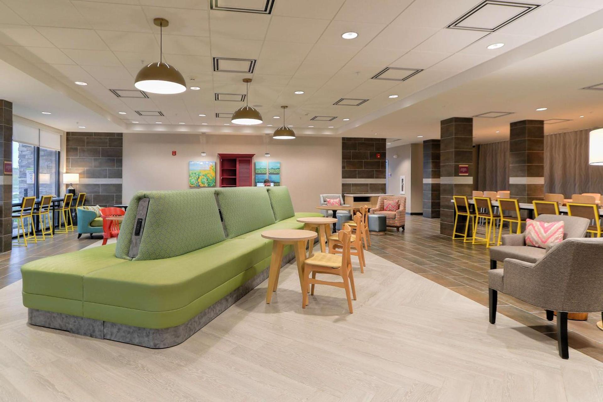Home2 Suites By Hilton Alcoa Knoxville Airport photo 11