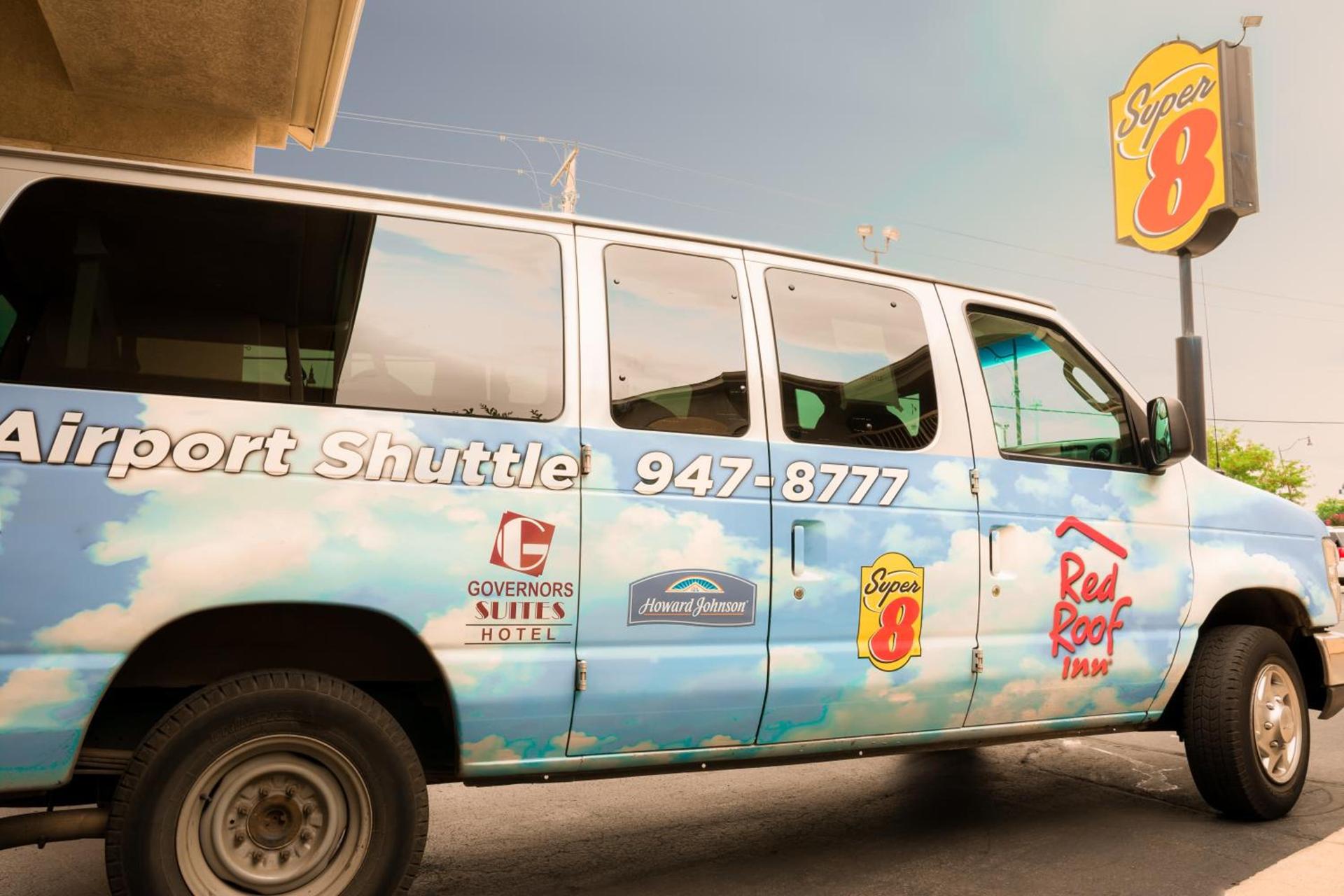 Super 8 by Wyndham Oklahoma Airport Fairgrounds West photo 15