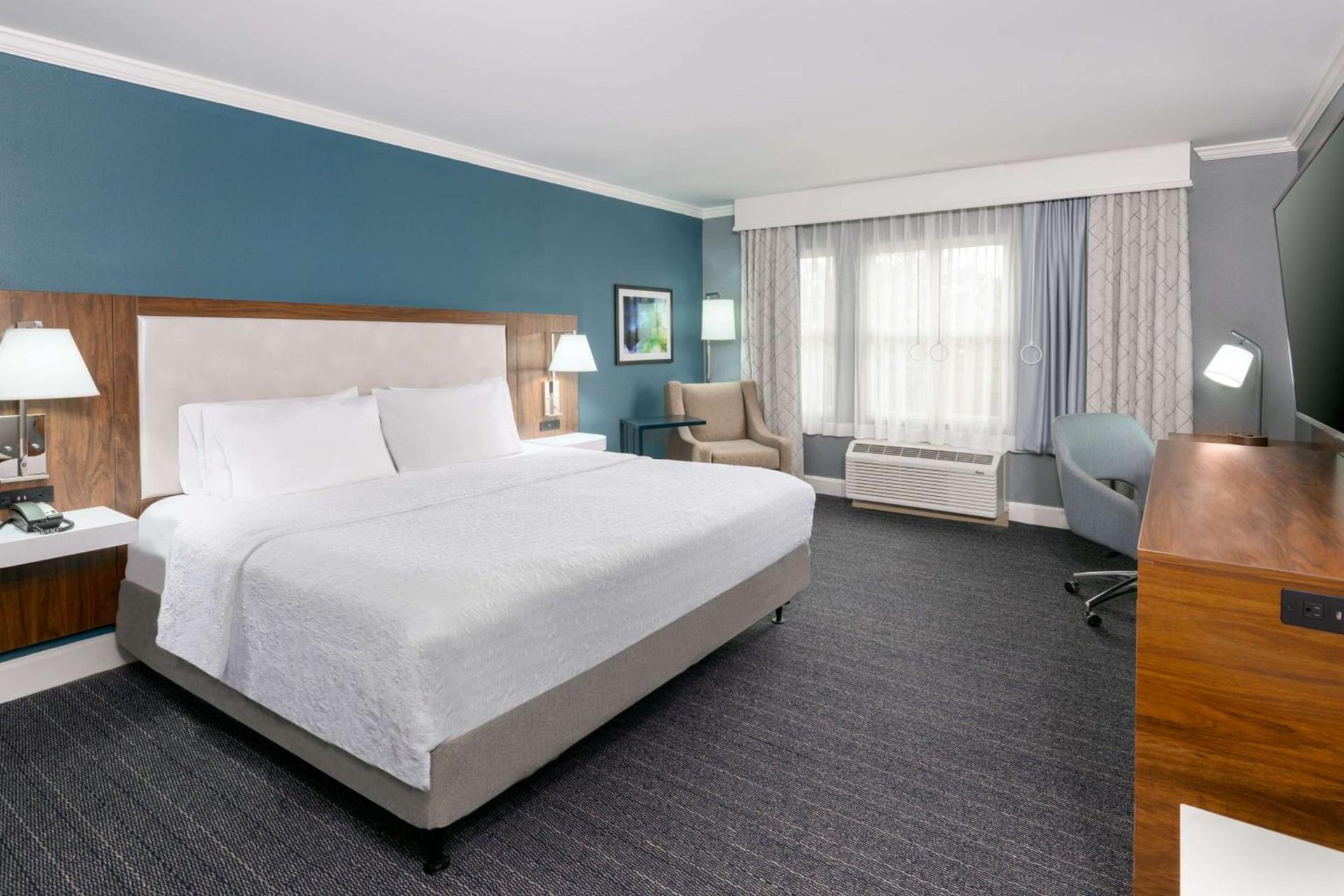 Hampton Inn Savannah Historic District photo 35