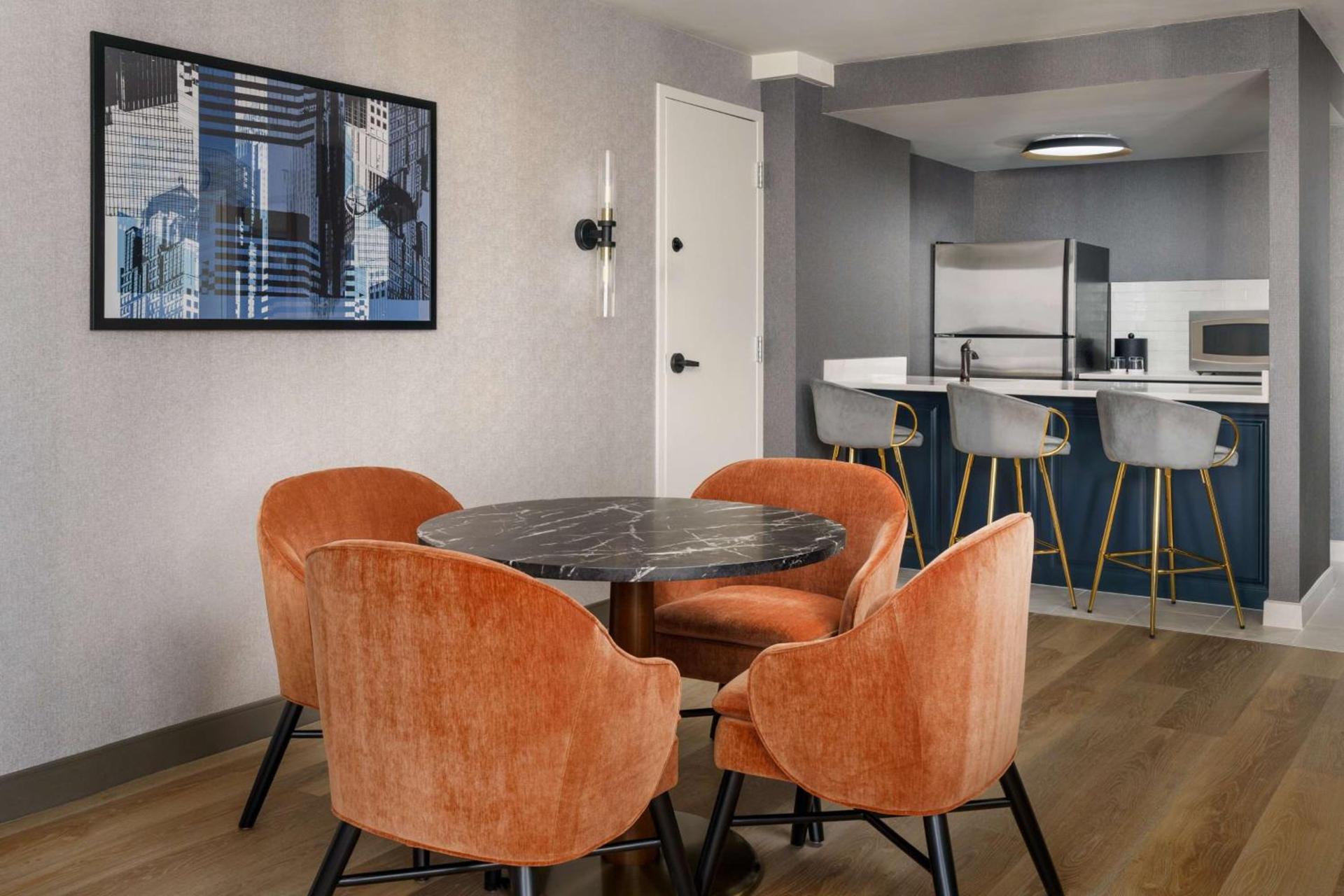 DoubleTree by Hilton Charlotte City Center photo 58