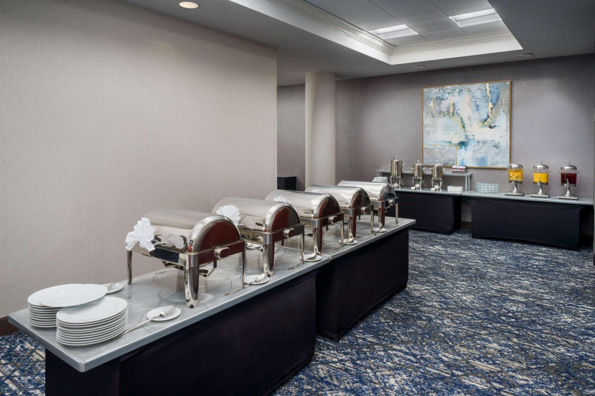 DoubleTree by Hilton Charlotte City Center photo 40