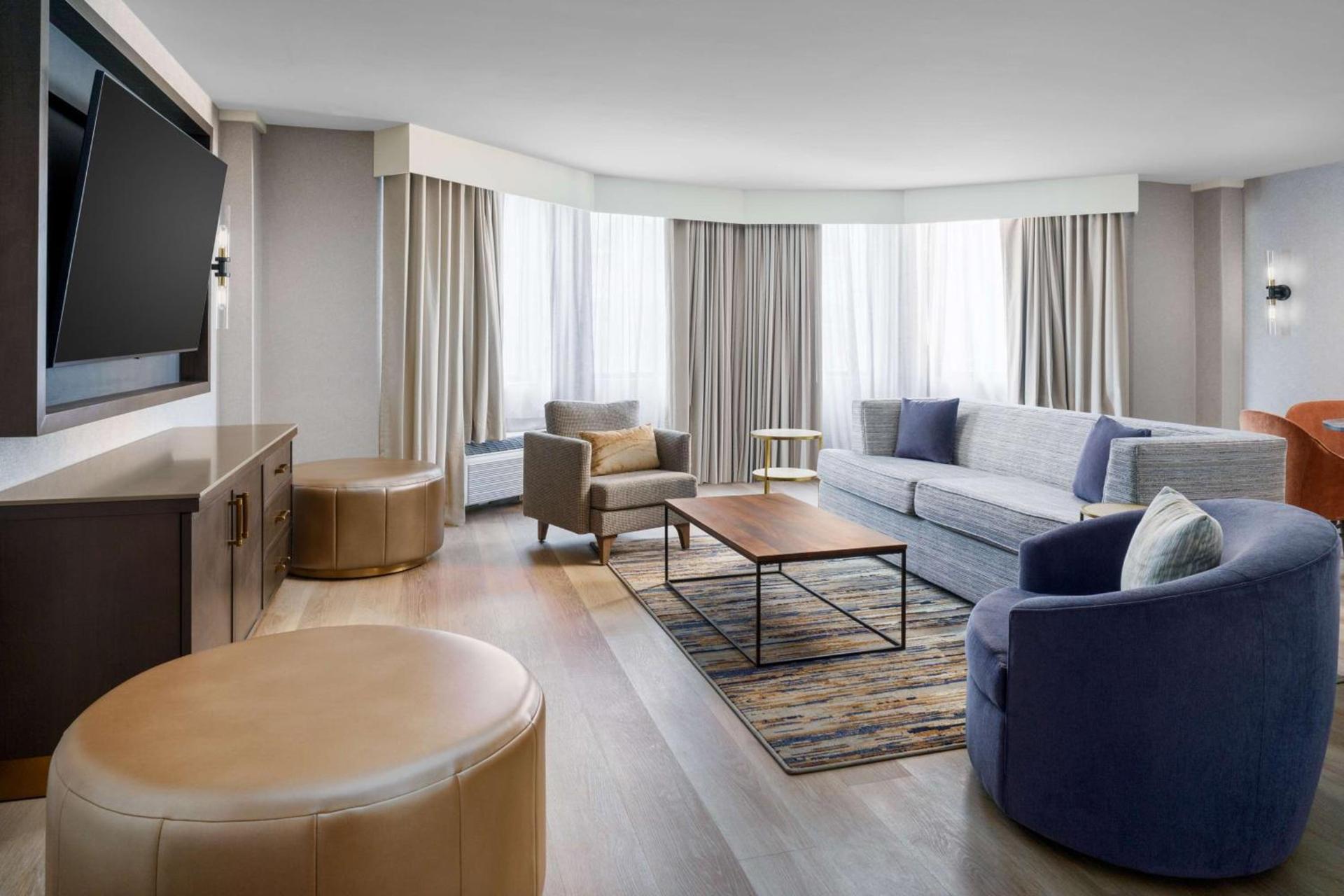 DoubleTree by Hilton Charlotte City Center photo 22