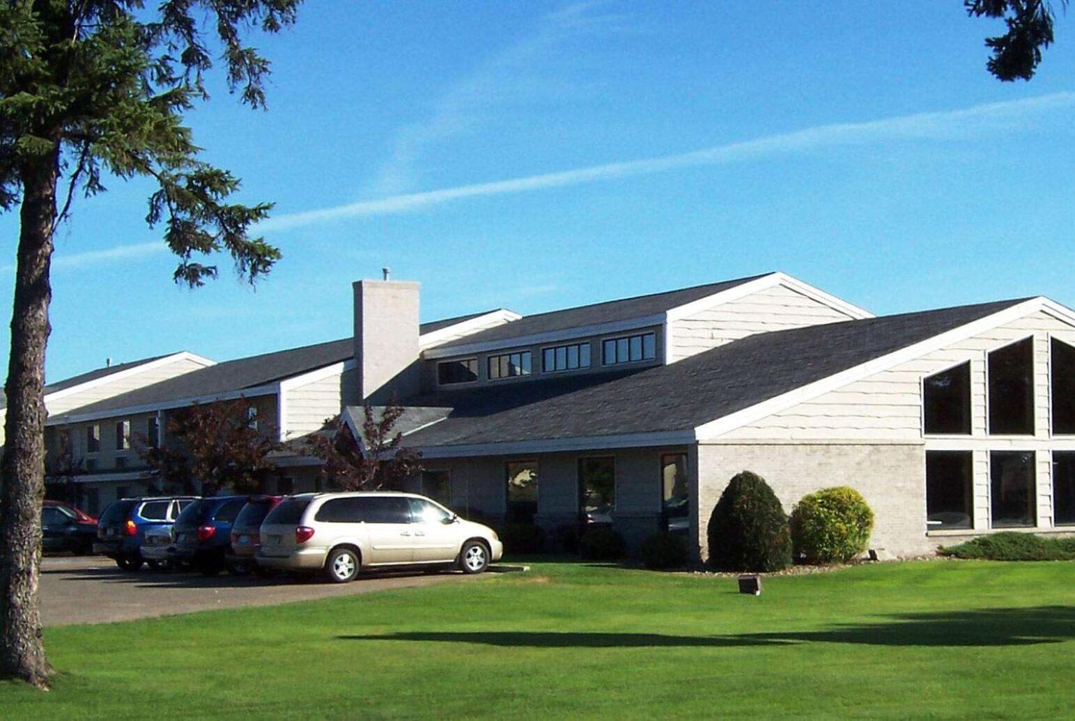 AmericInn by Wyndham Wadena photo 1