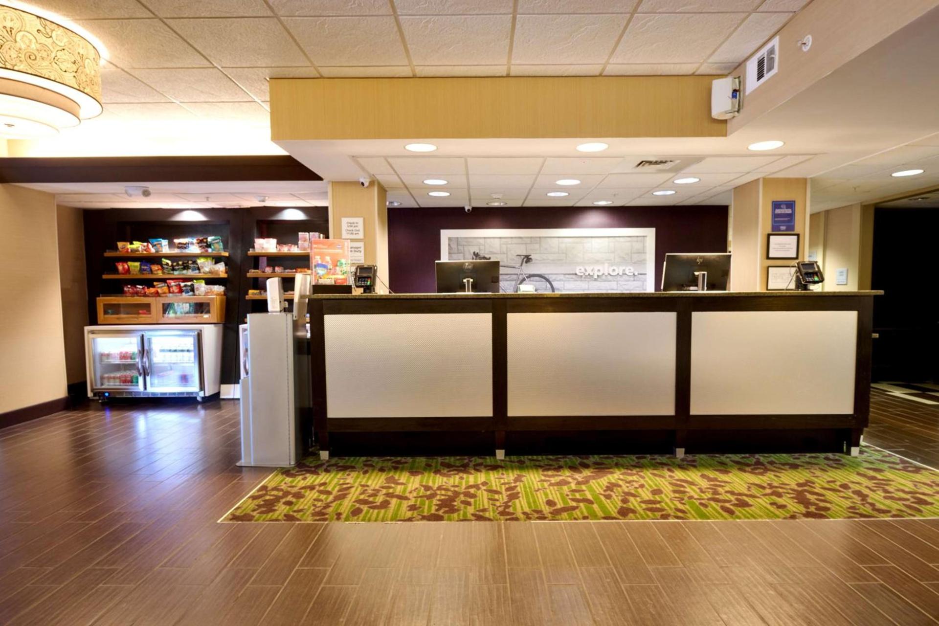 Hampton Inn Flemington photo 3