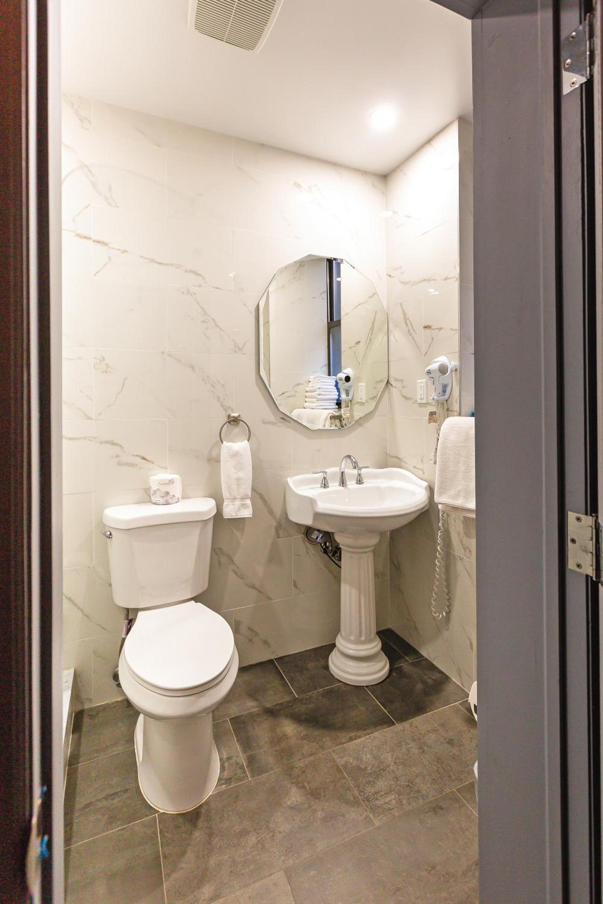 Hotel St. James photo 65