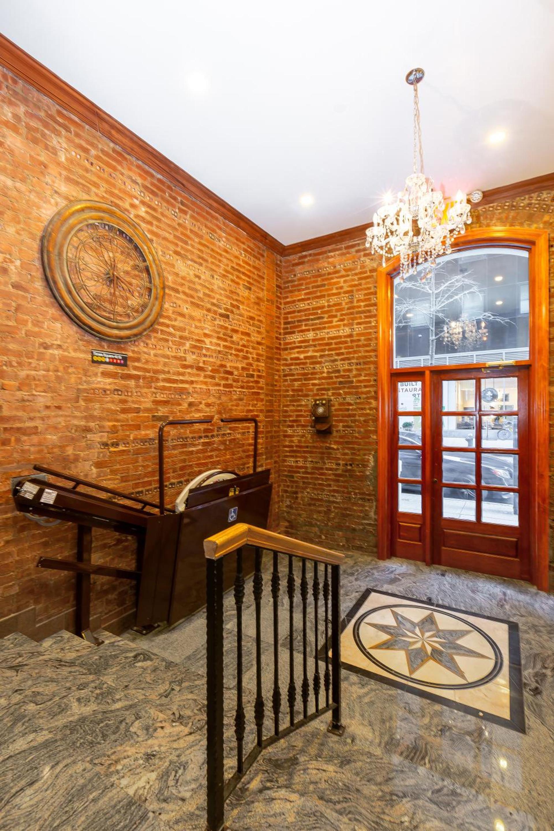 Hotel St. James photo 20