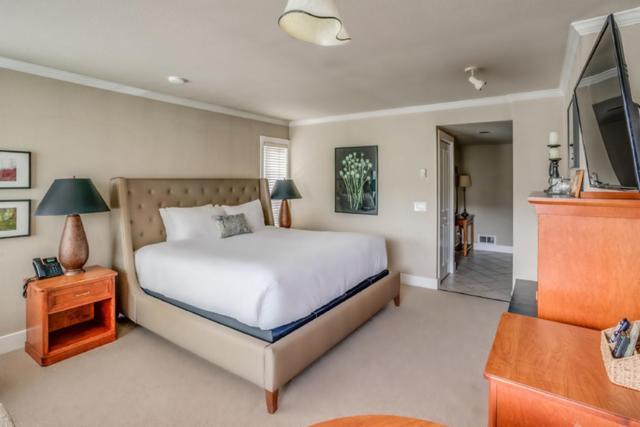 Cannon Beach Hotel Collection photo 2