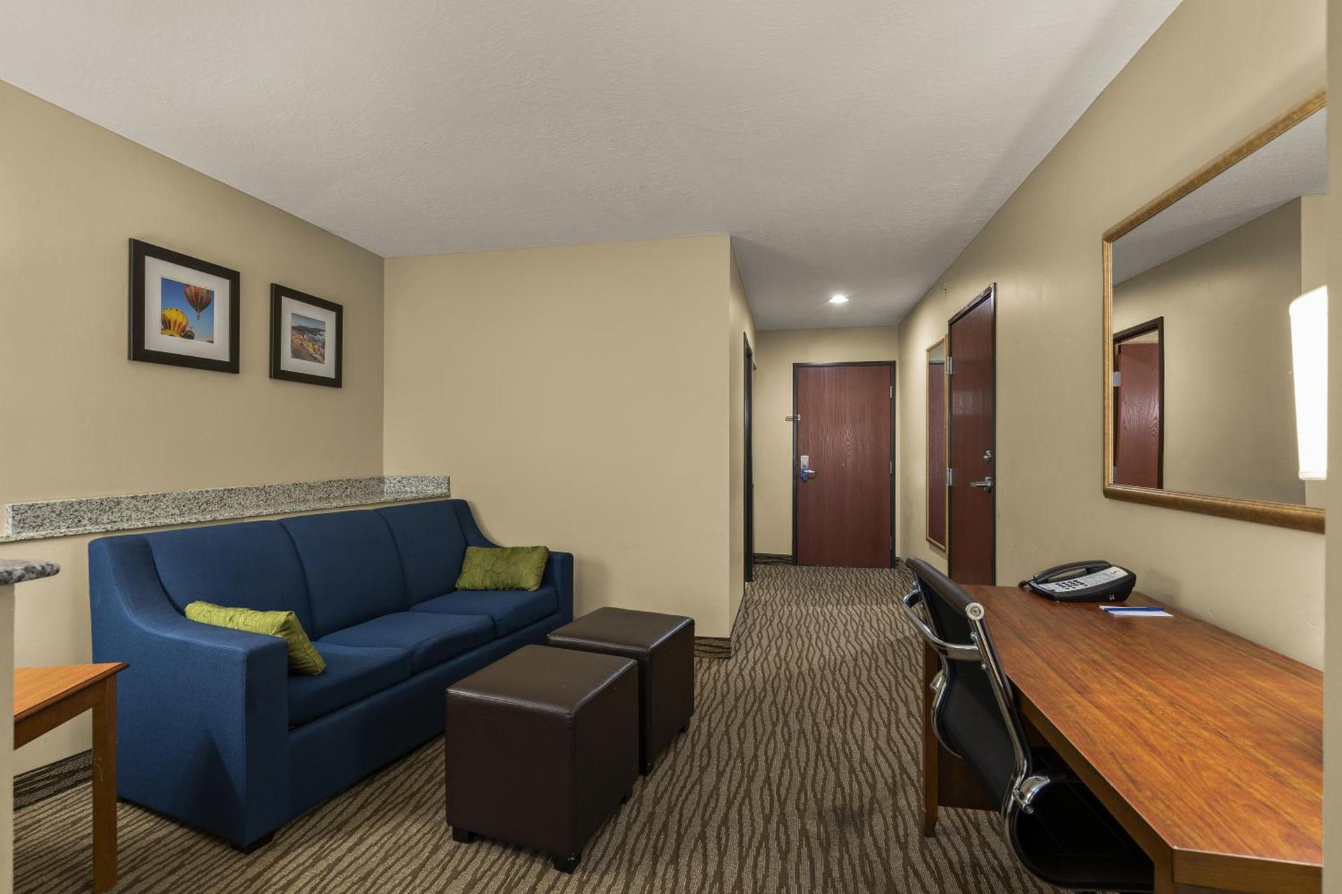 Comfort Inn Ogden near Event Center photo 71