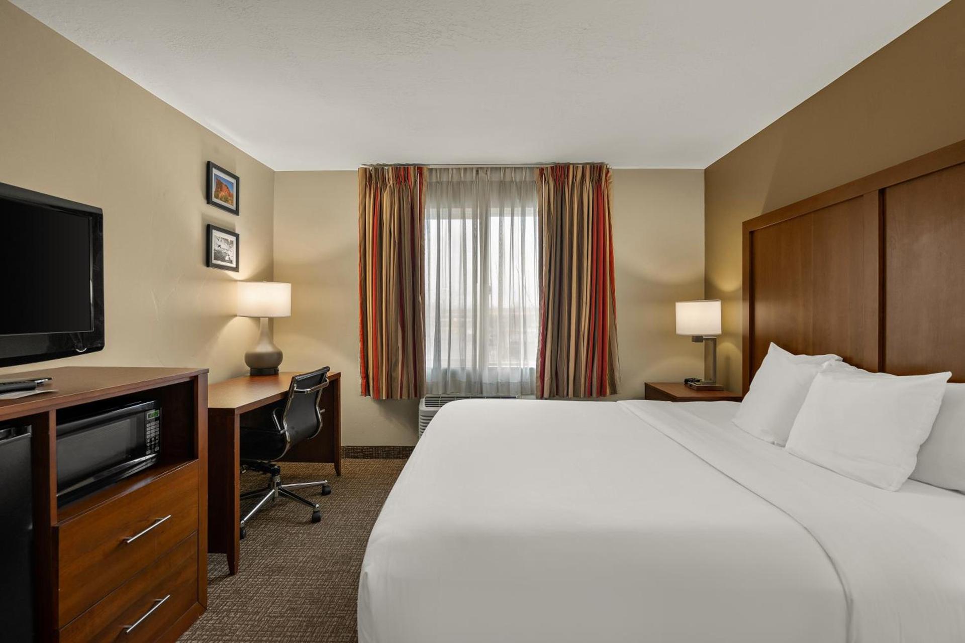 Comfort Inn Ogden near Event Center photo 73