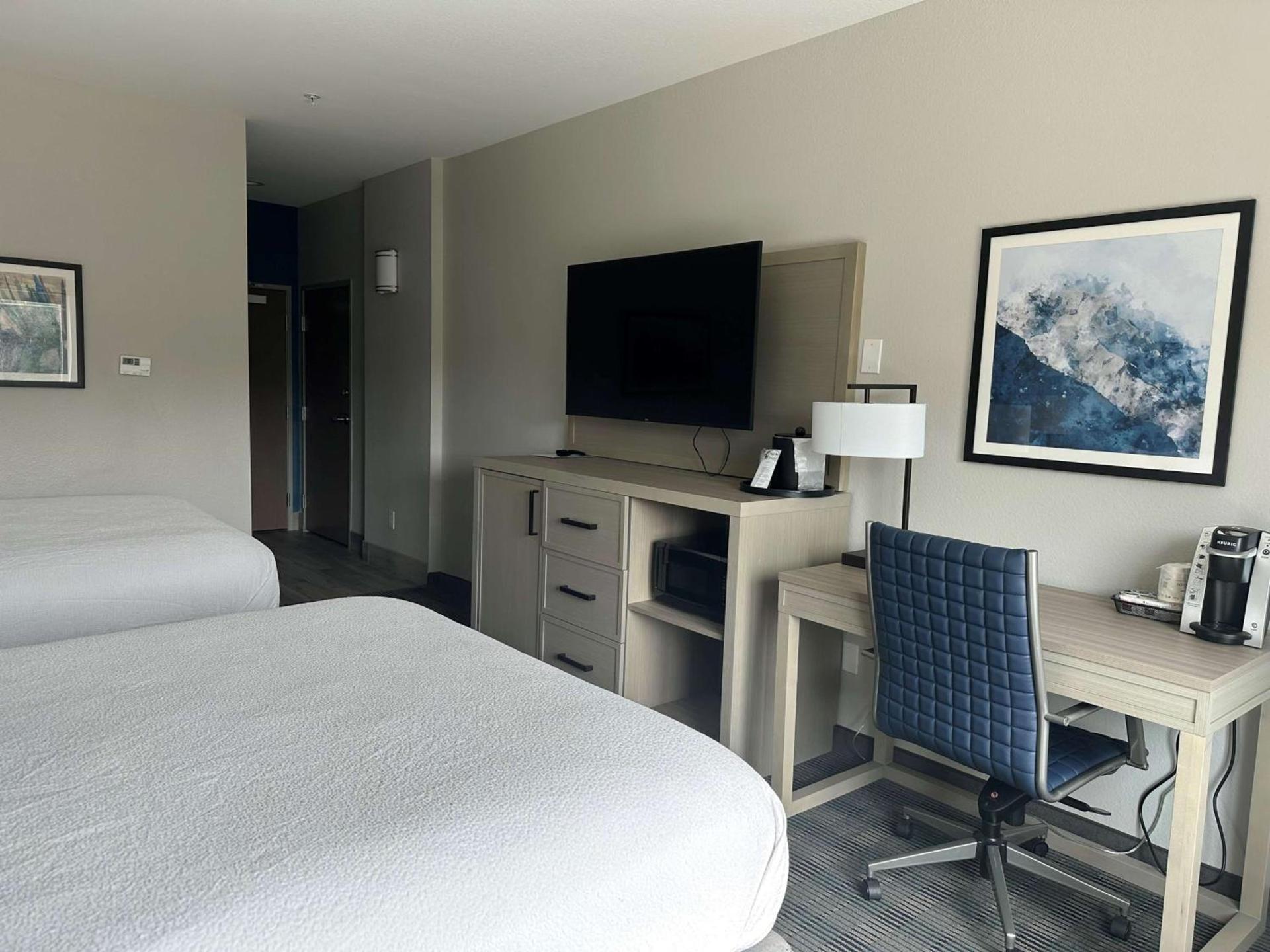 Best Western Plus Chandler photo 13