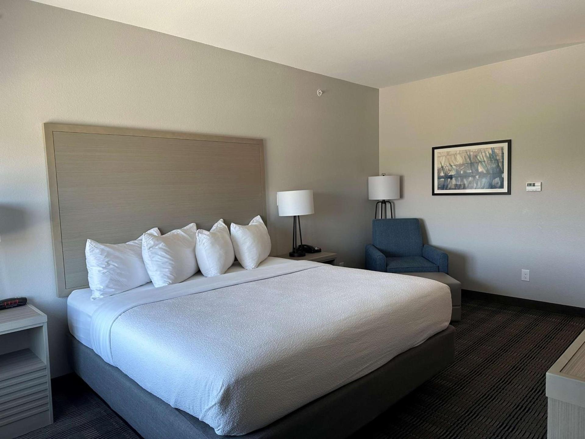 Best Western Plus Chandler photo 14