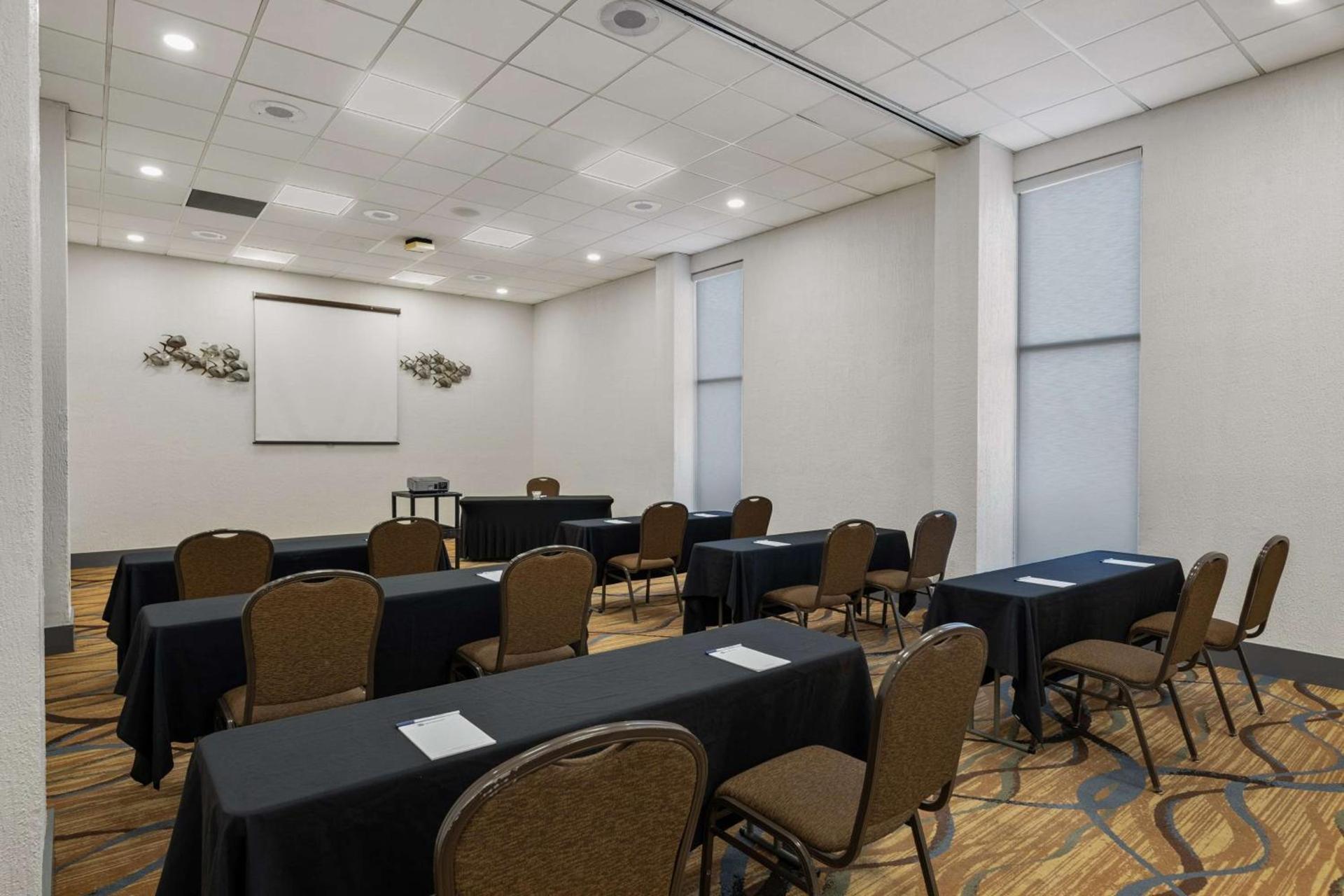 Best Western Orlando Gateway Hotel photo 37