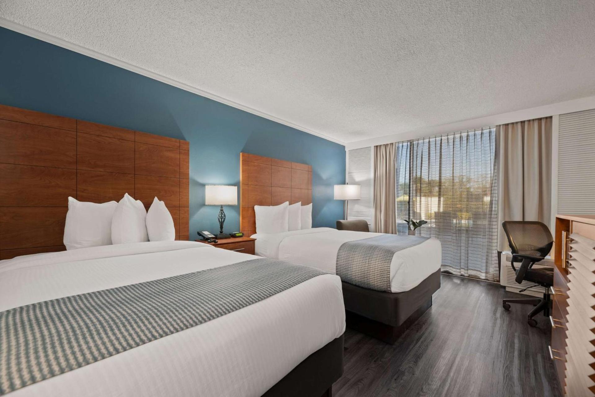Best Western Orlando Gateway Hotel photo 5