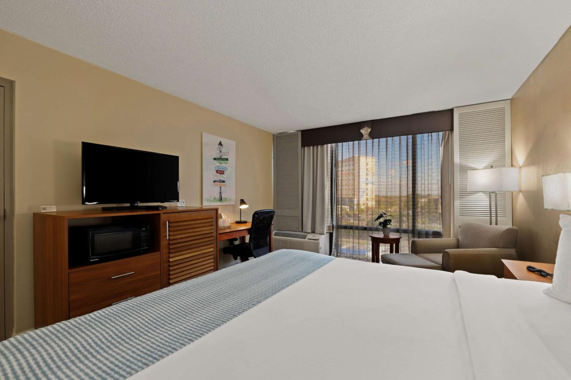 Best Western Orlando Gateway Hotel photo 13