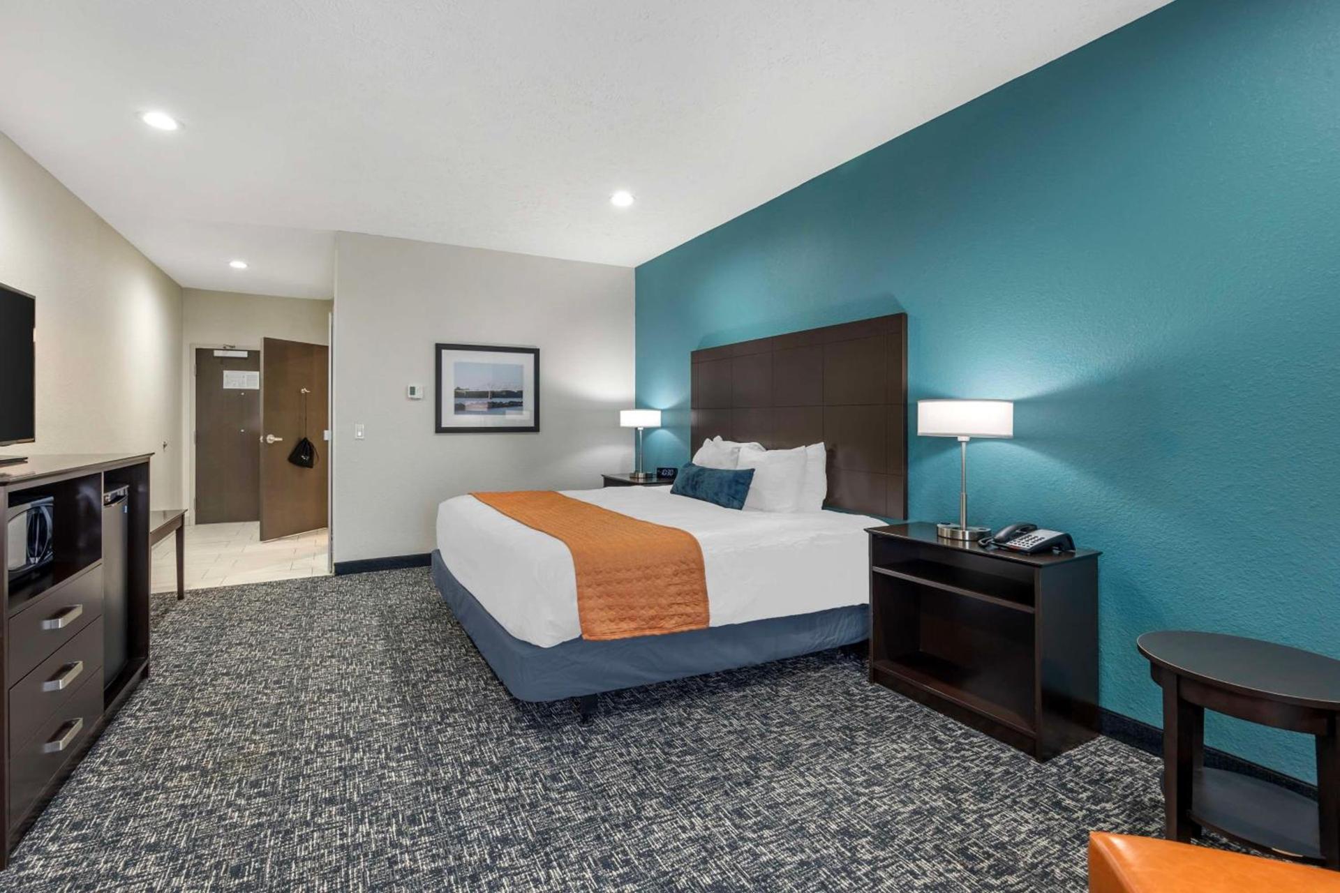Best Western Plus Owensboro photo 17