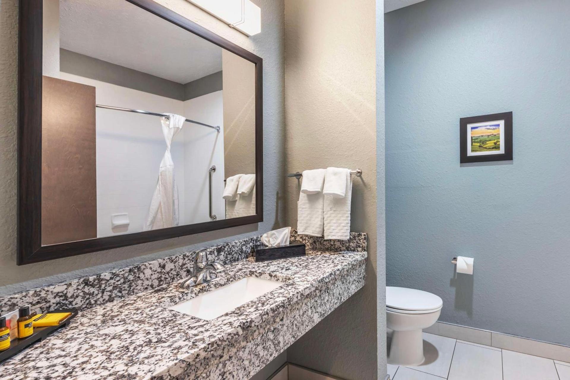 Best Western Plus Owensboro photo 24