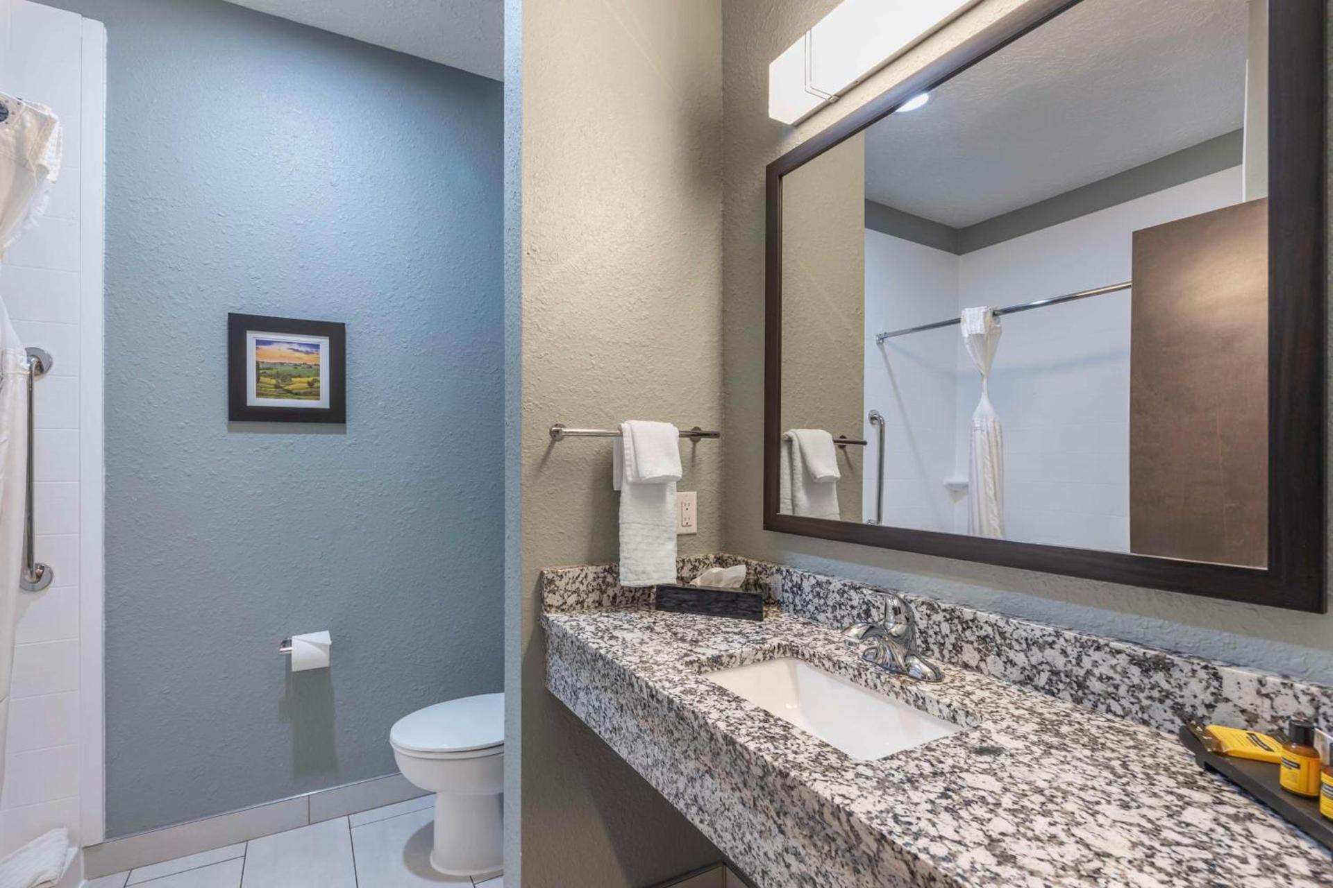 Best Western Plus Owensboro photo 23
