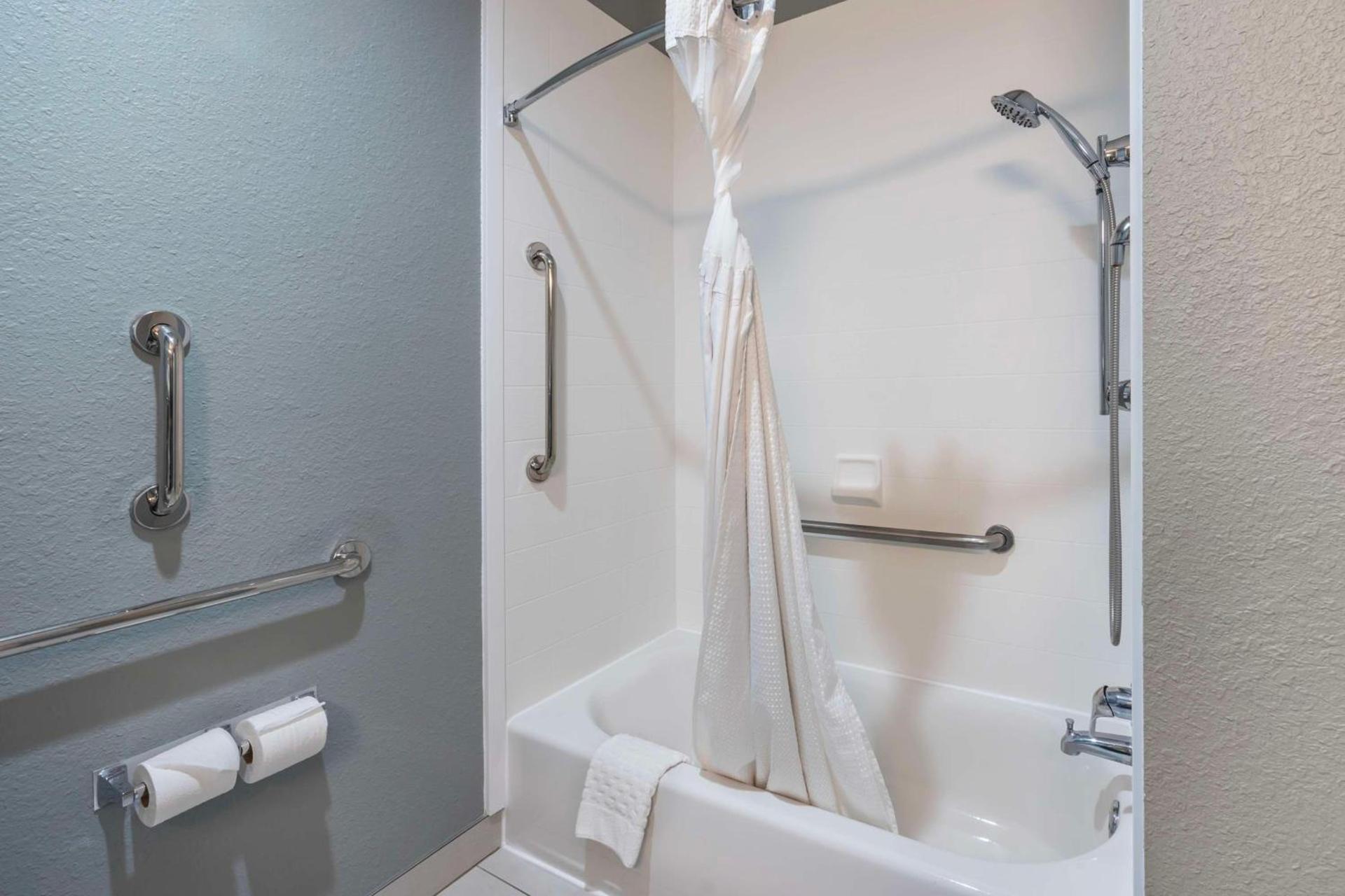 Best Western Plus Owensboro photo 25