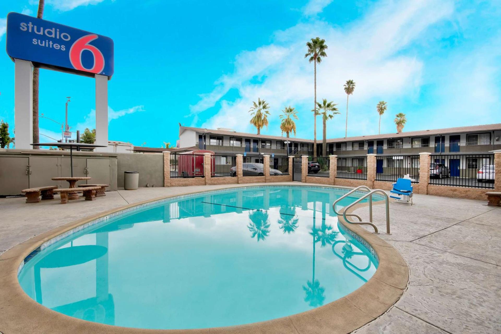 Studio 6 Suites San Bernardino, CA photo 23