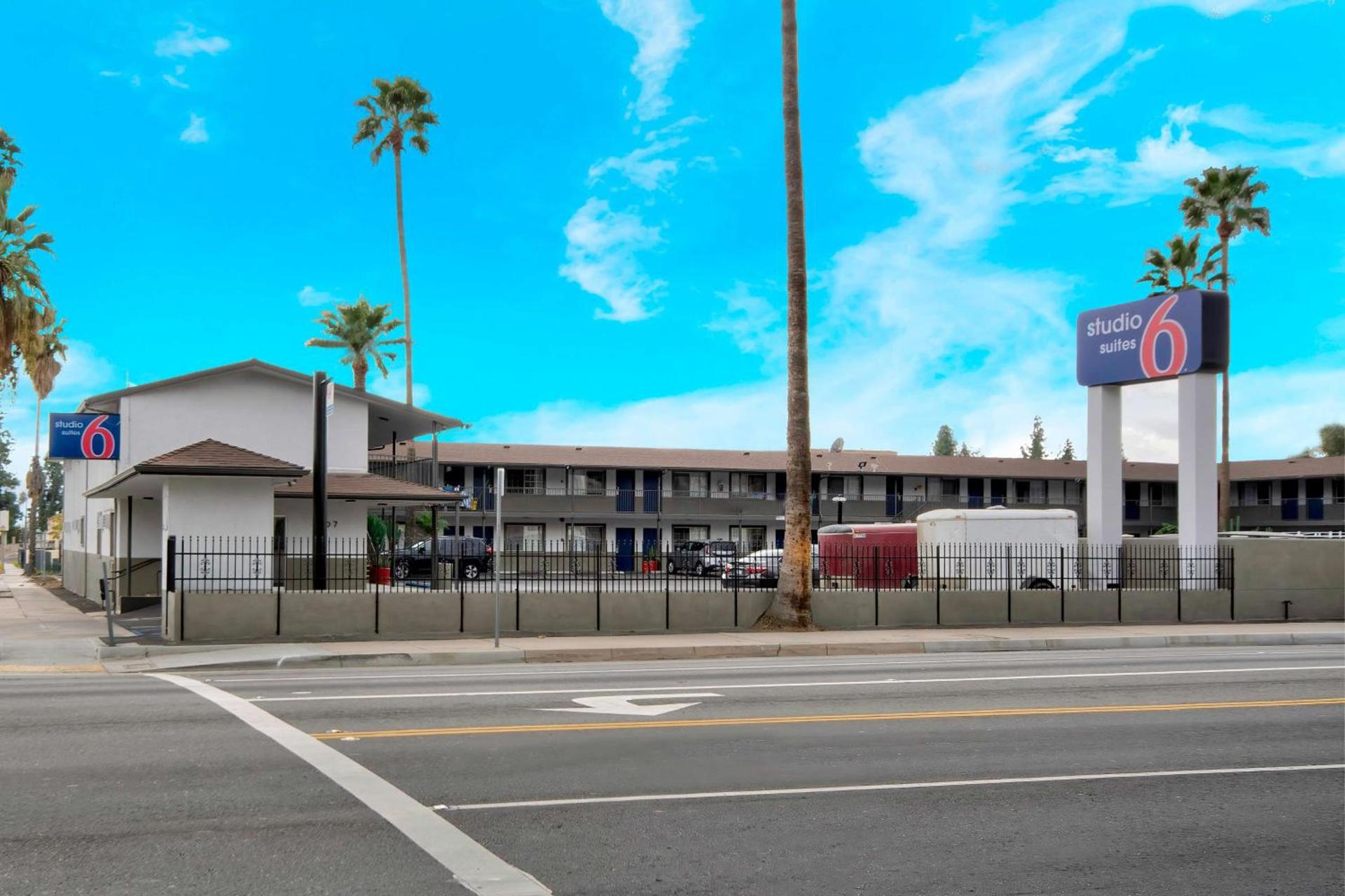 Studio 6 Suites San Bernardino, CA photo 15