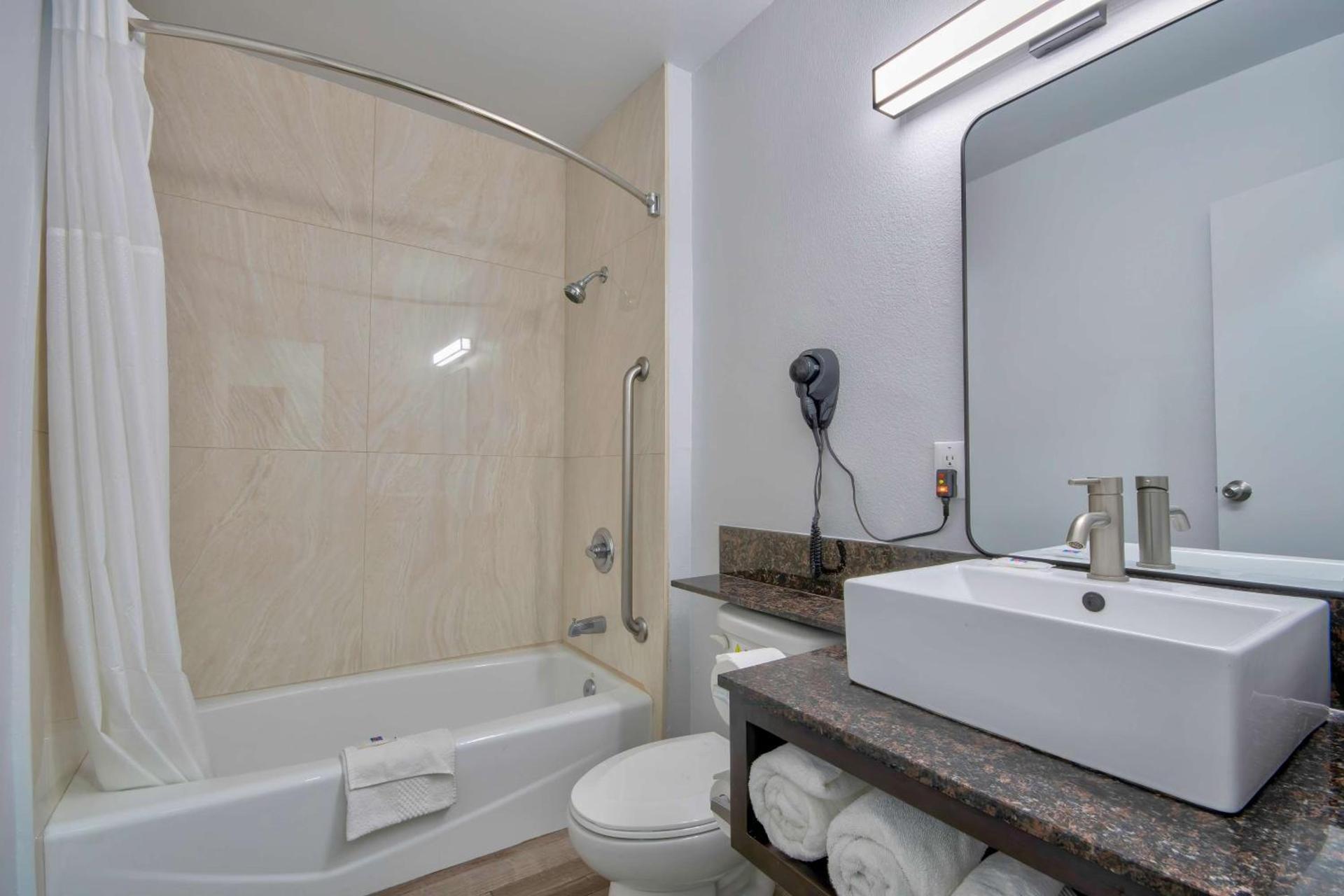 Studio 6 Suites San Bernardino, CA photo 24