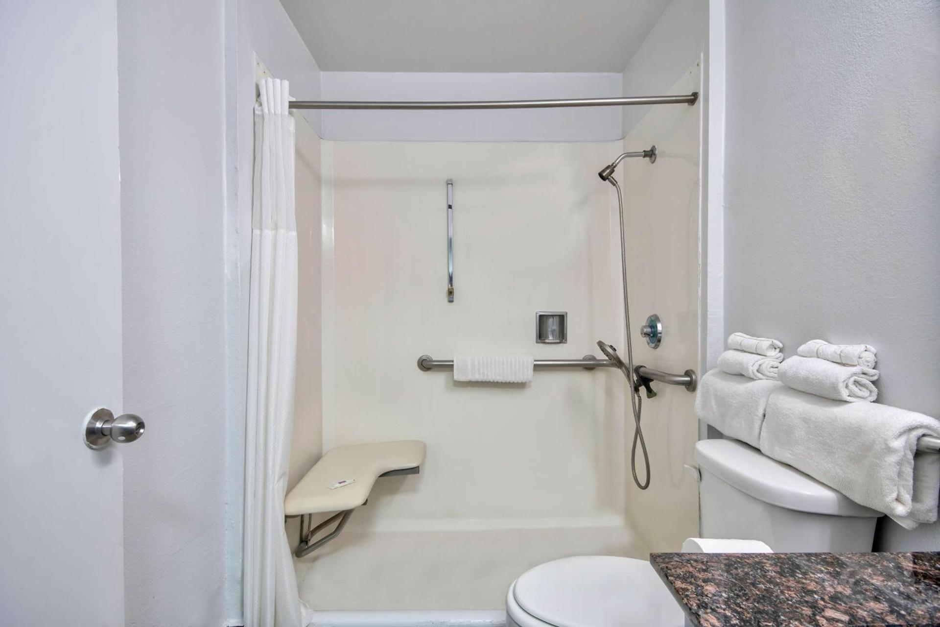 Studio 6 Suites San Bernardino, CA photo 25