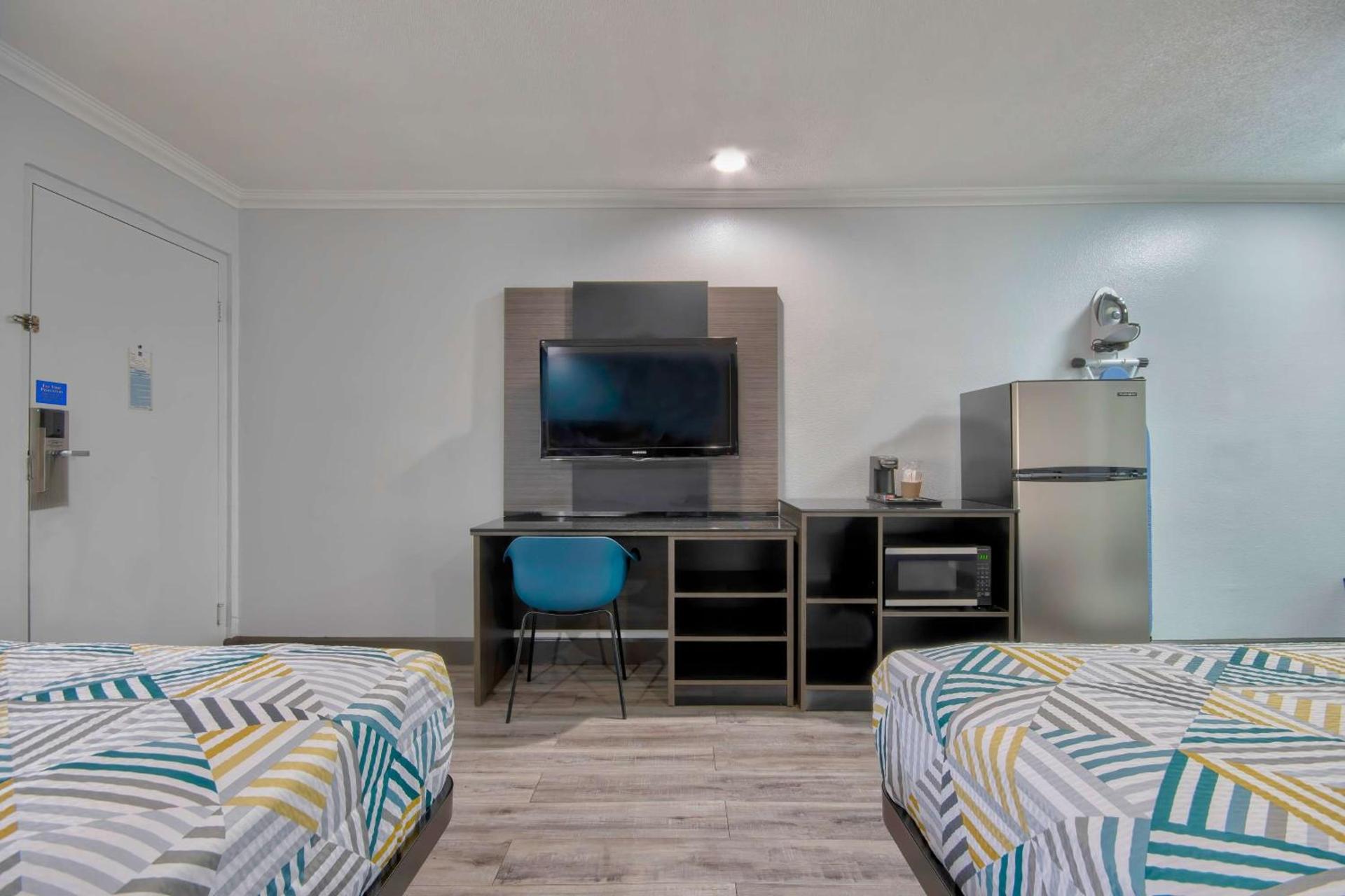 Studio 6 Suites San Bernardino, CA photo 29