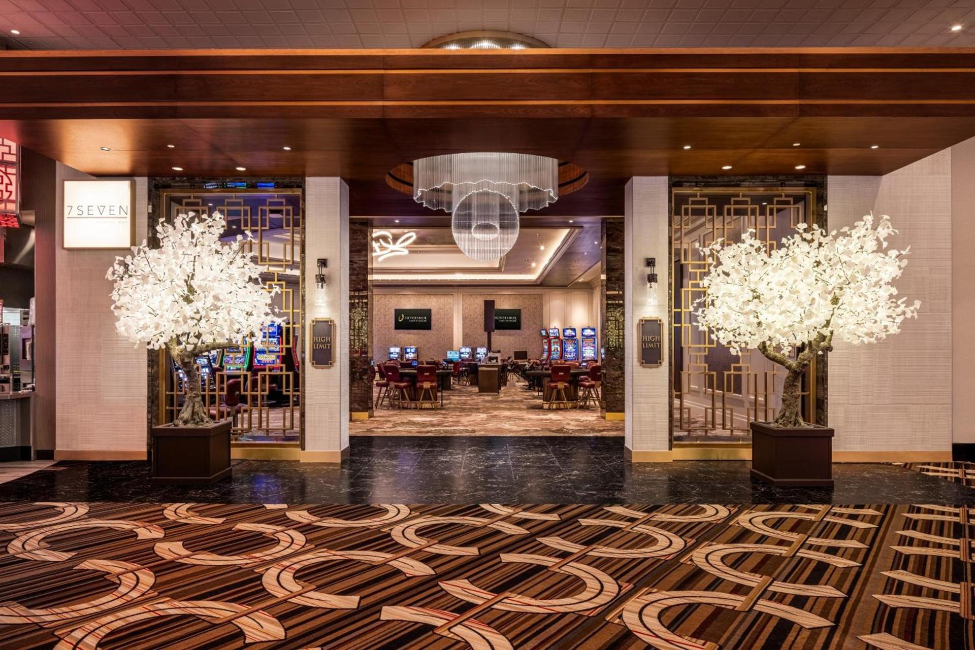 Horseshoe Lake Charles Hotel & Casino - A Caesars Rewards Destination photo 8