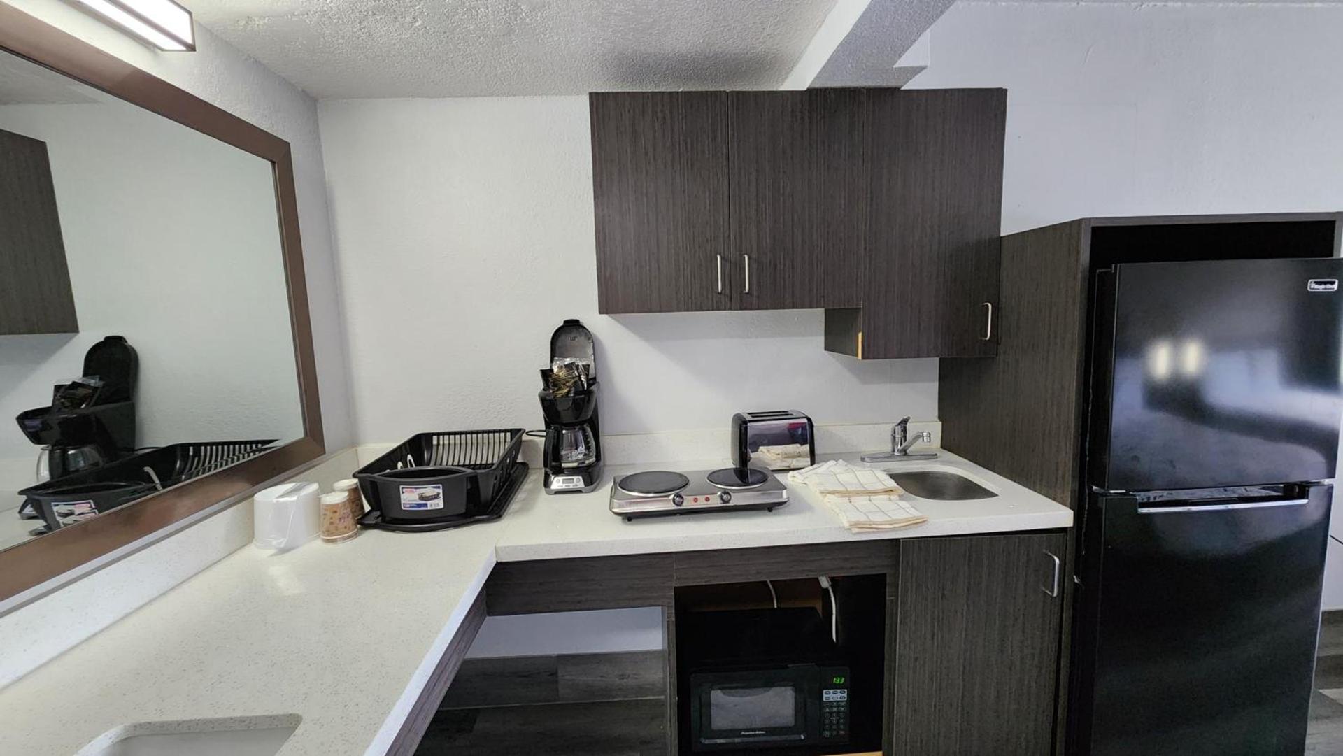 Studio 6 Houston TX Medical Center NRG Stadium photo 34