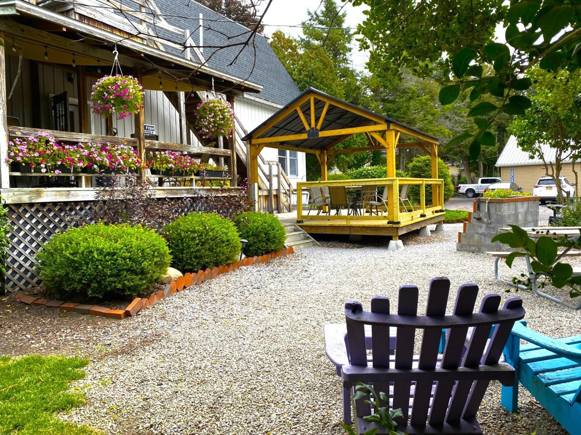 Lake Ontario Motel & Inn photo 4