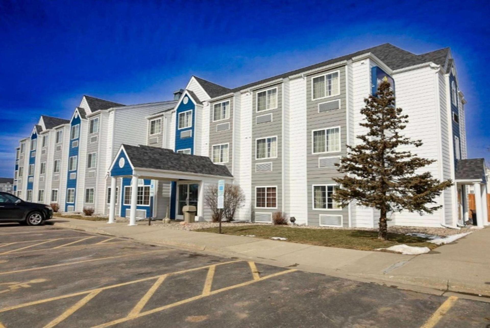 Microtel Inn & Suites by Wyndham Sioux Falls photo 5