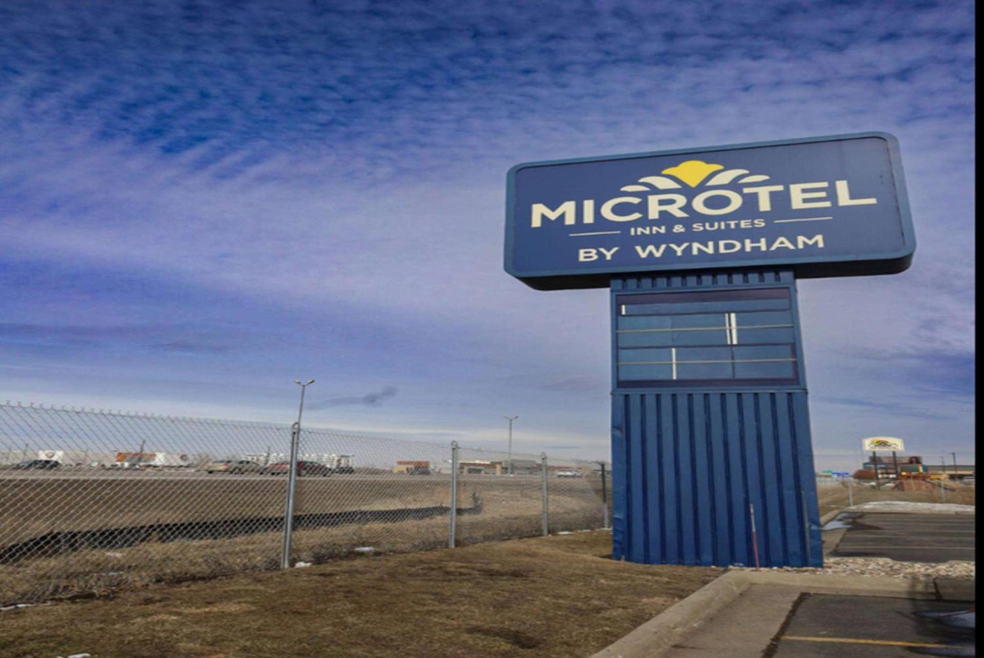 Microtel Inn & Suites by Wyndham Sioux Falls photo 6